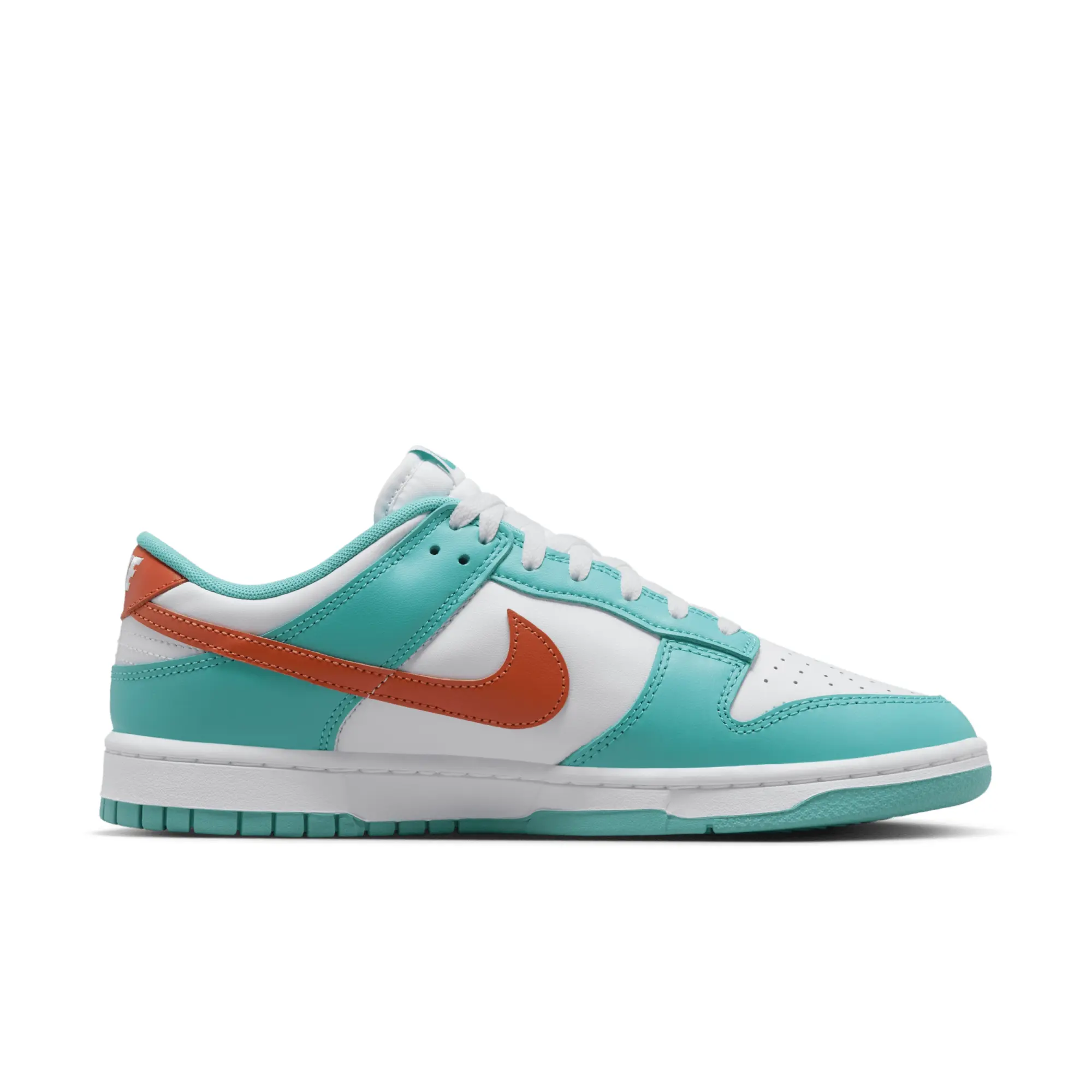 Nike Dunk Low Retro Trainers In White And Blue