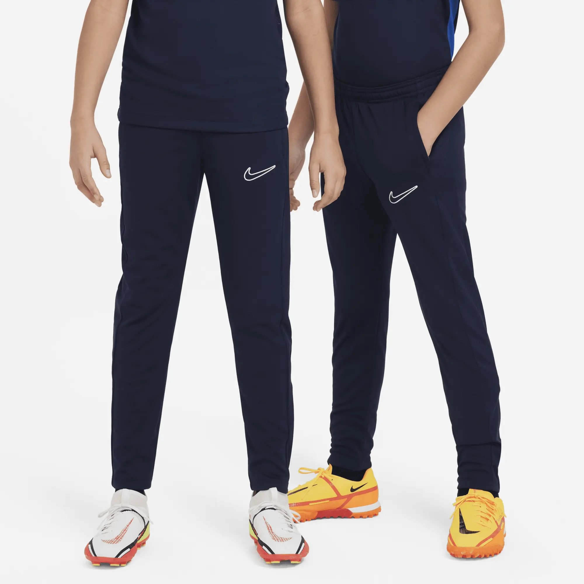 Nike Academy Older Kids' Dri-FIT Football Pants - Blue - Polyester