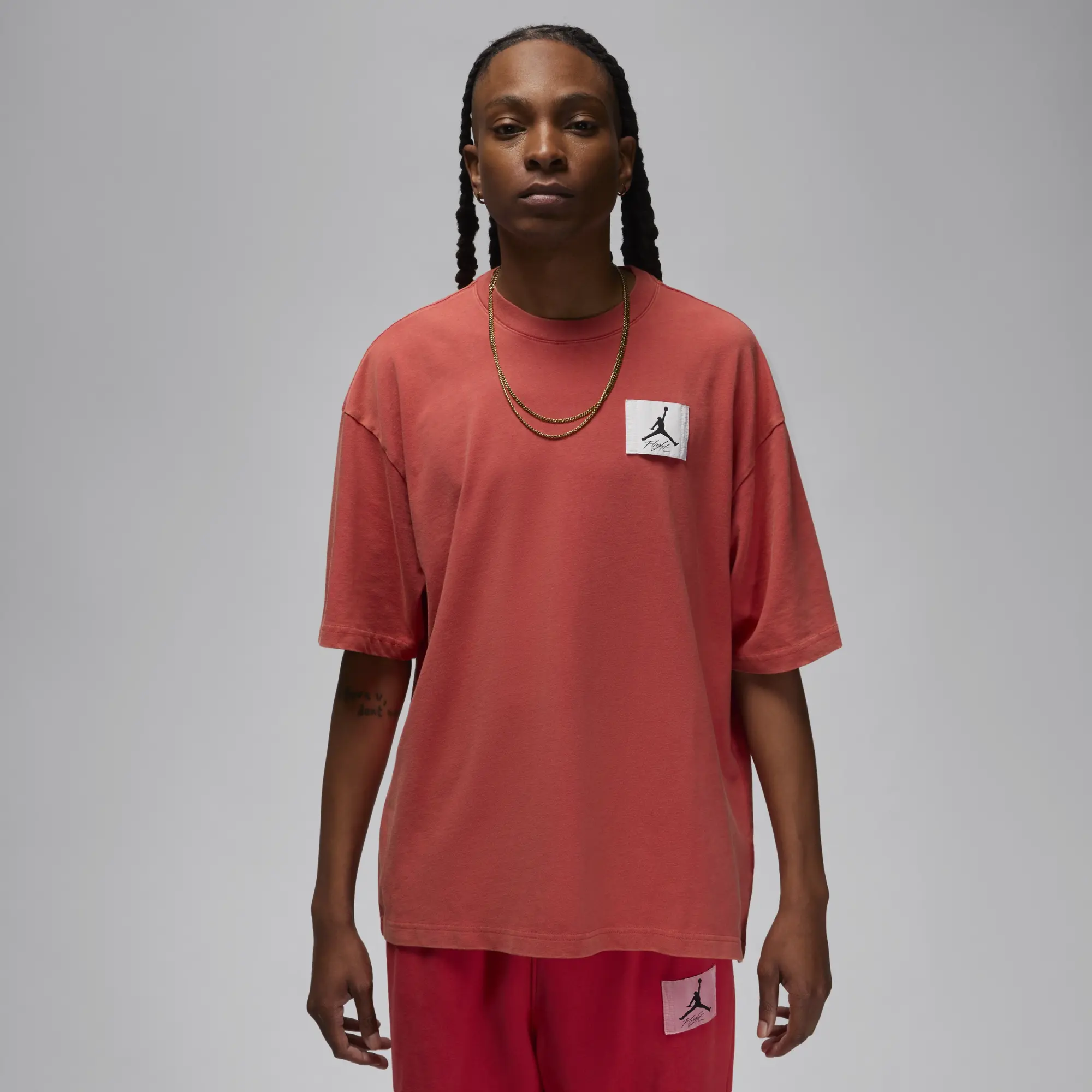 Nike jordan red t shirt online