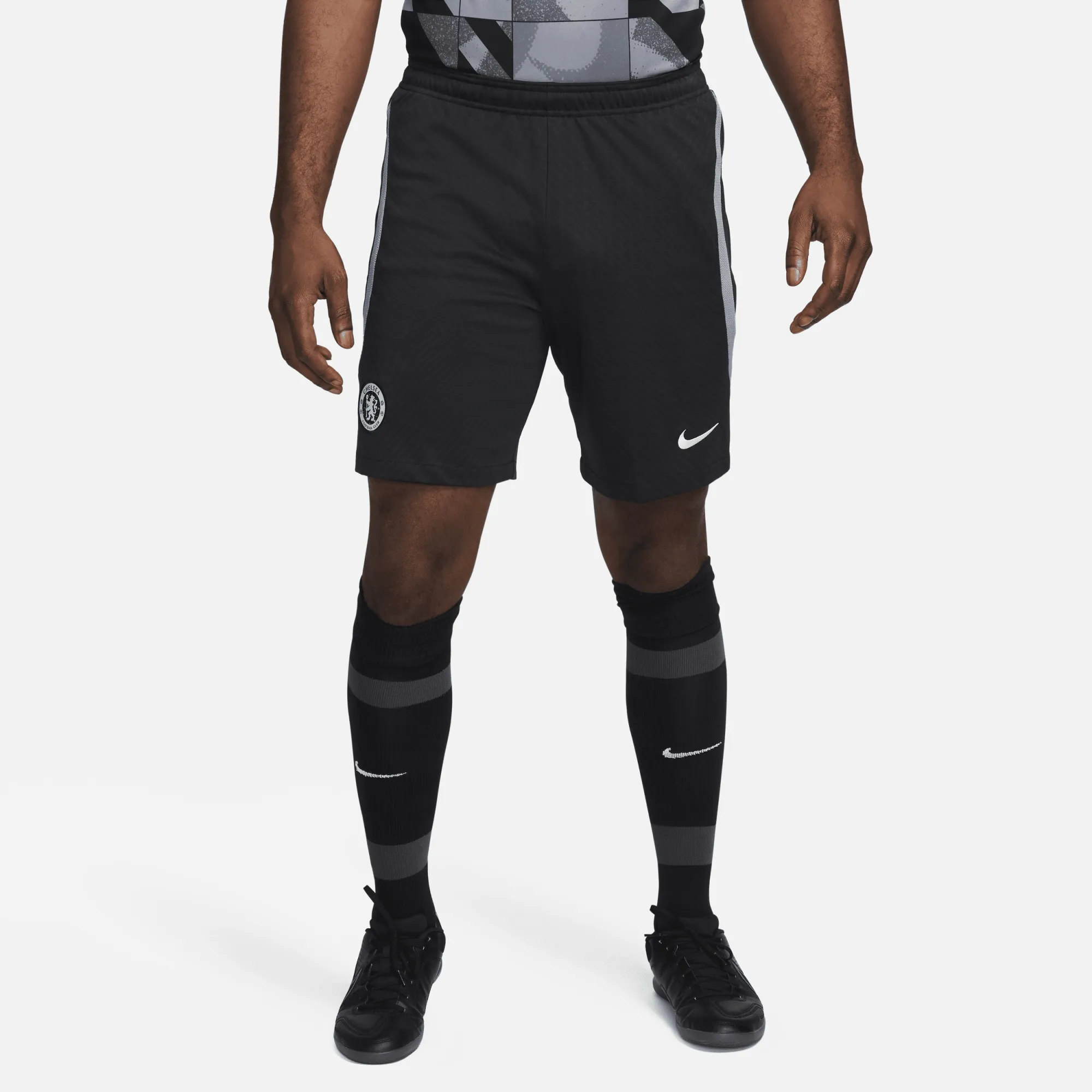 Nike Chelsea Mens Home Shorts 2023/24