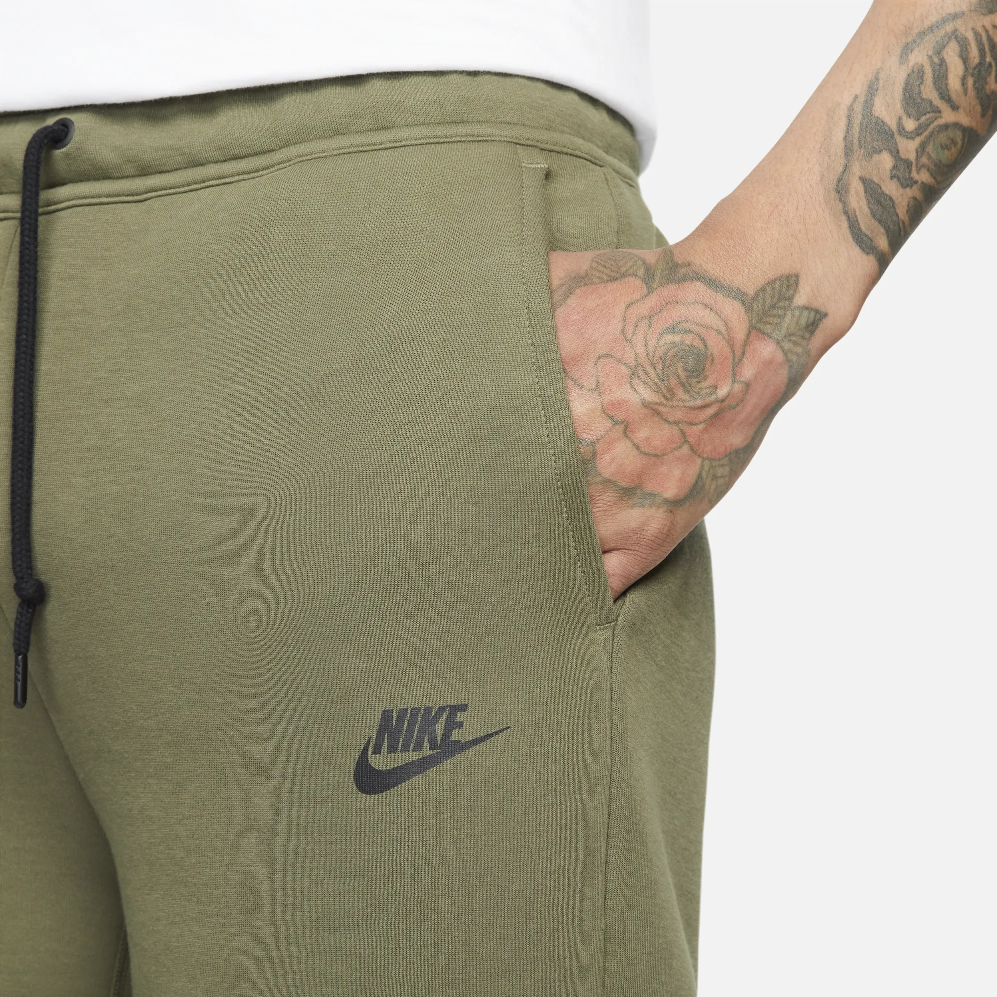 Nike Sportswear Tech Fleece Men's Shorts - Green - Sustainable Blends ...