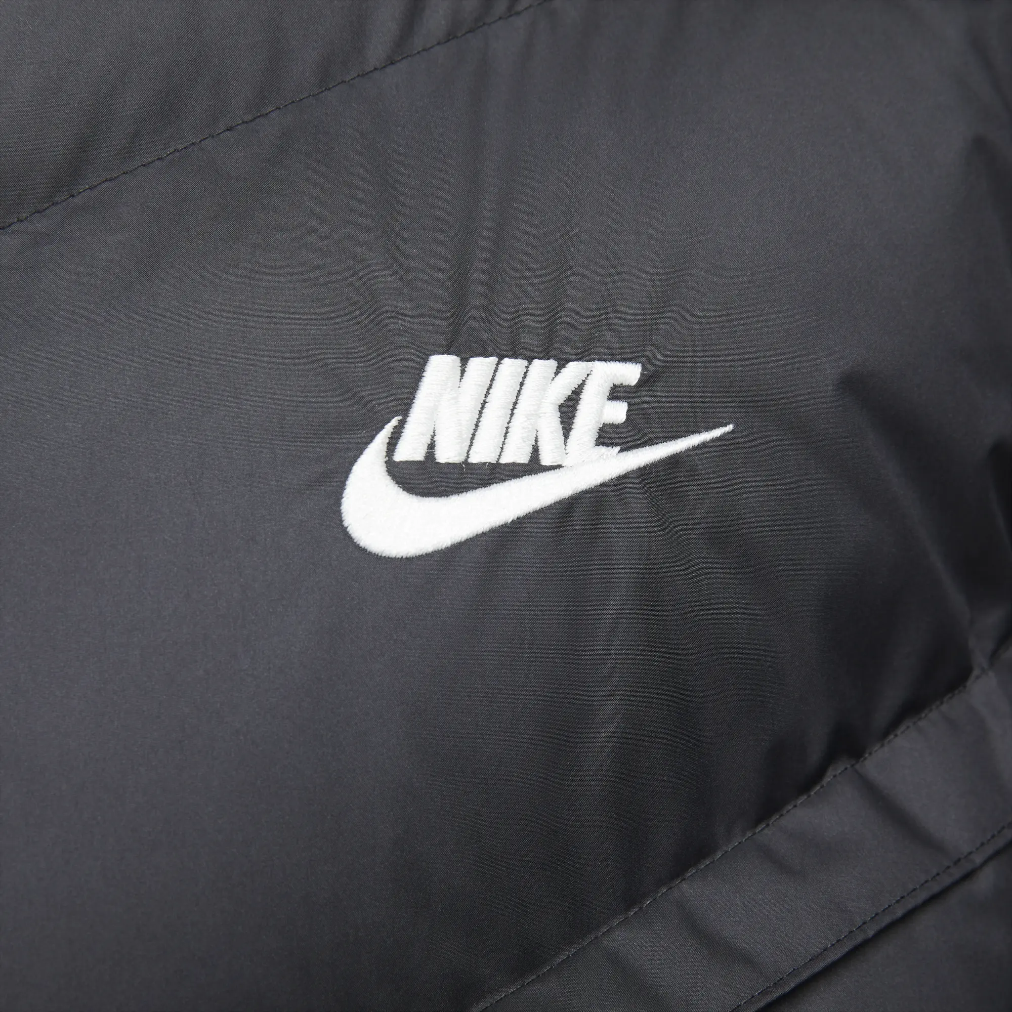 Nike Windrunner PrimaLoft® Men's Storm-FIT Hooded Puffer Jacket - Black - Polyester