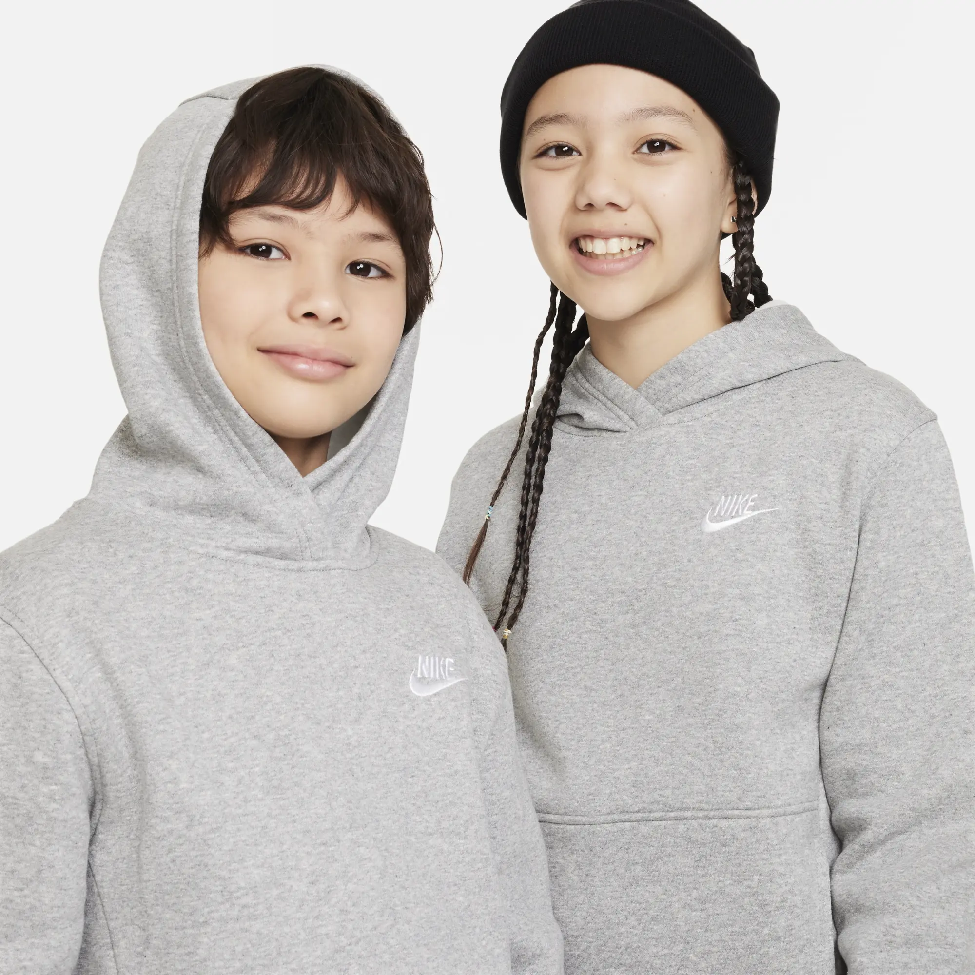 Nike Older Kids Club Fleece Hoodie in Grey/White