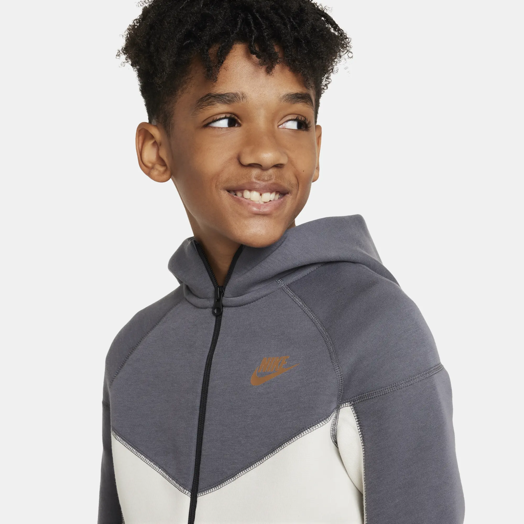Nike Sportswear Older Kids Tech Fleece Full Zip Hoodie 8 15Y