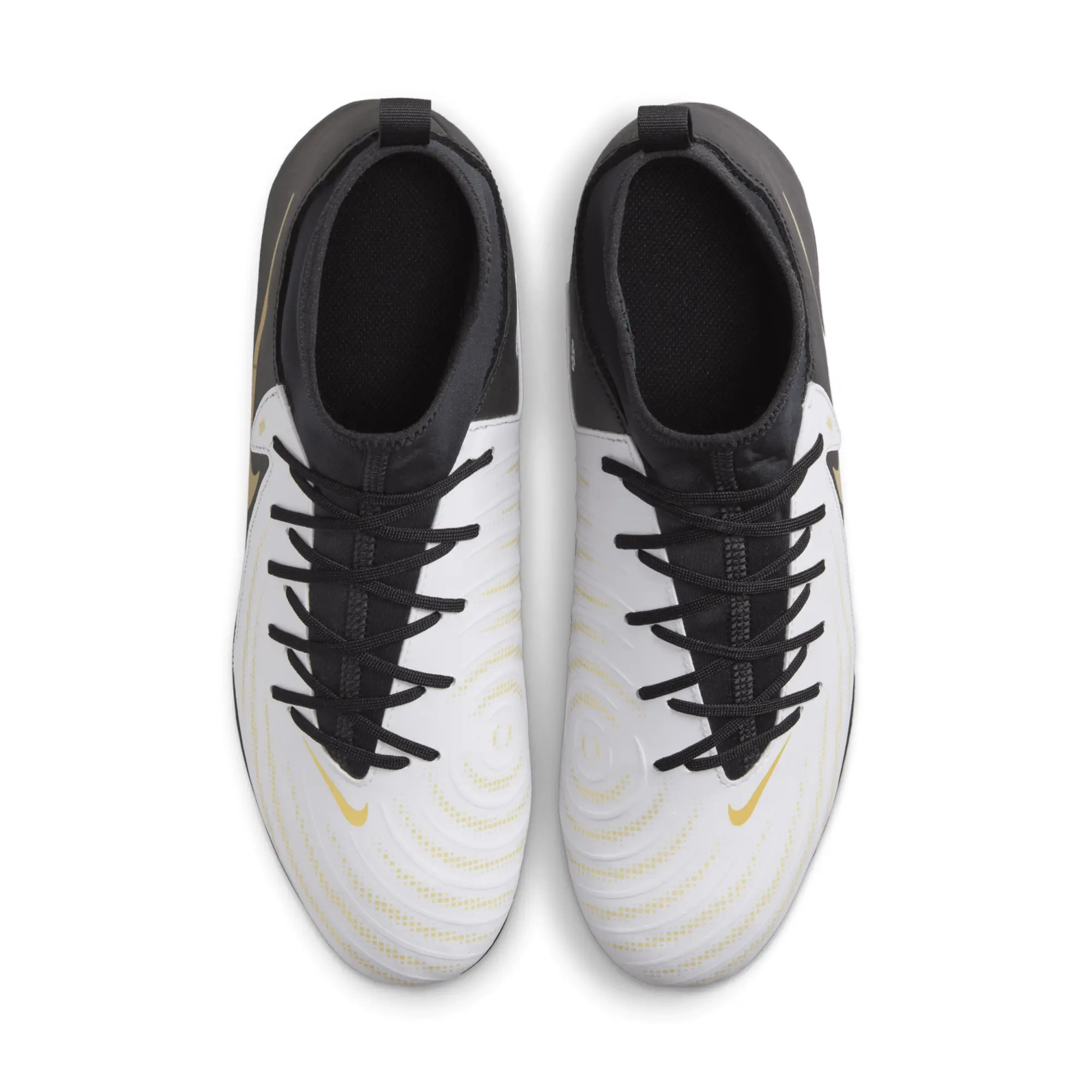 Nike Phantom Luna II Club Firm Ground Football Boots