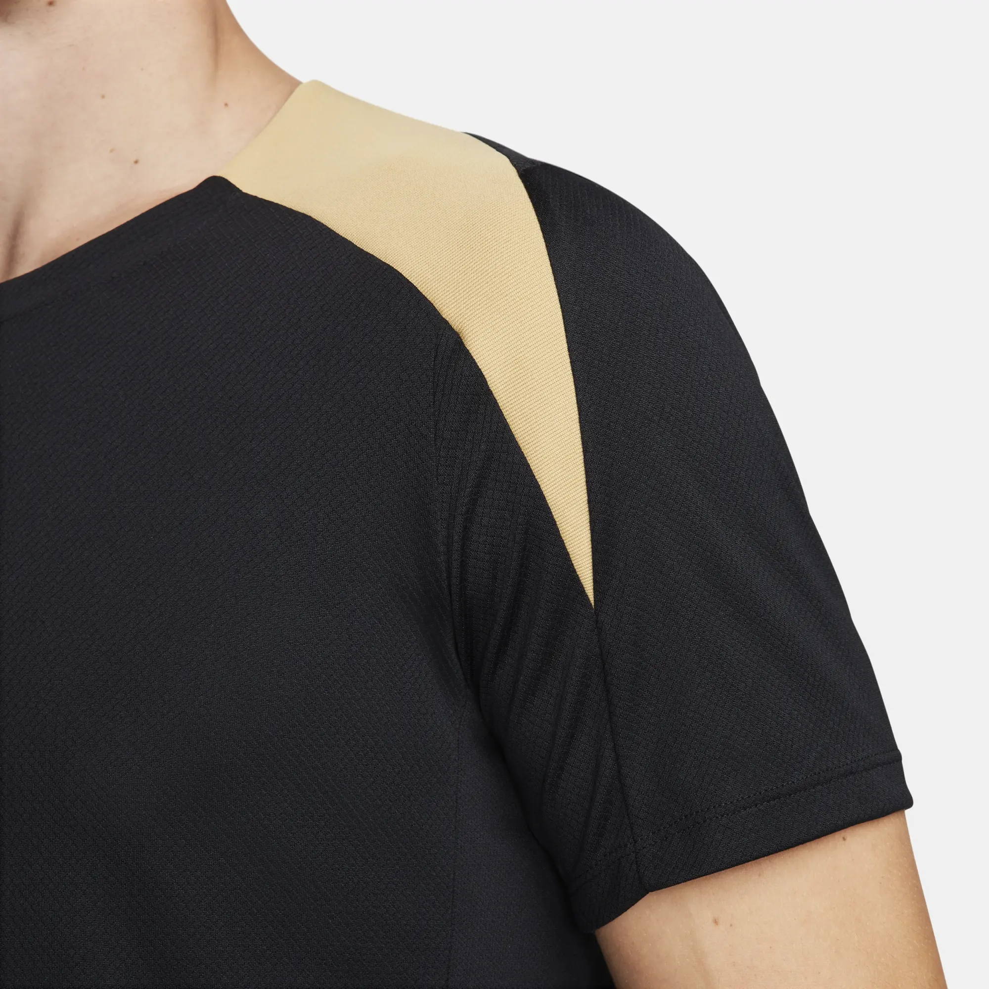 Nike Dri Fit Strike SS Top