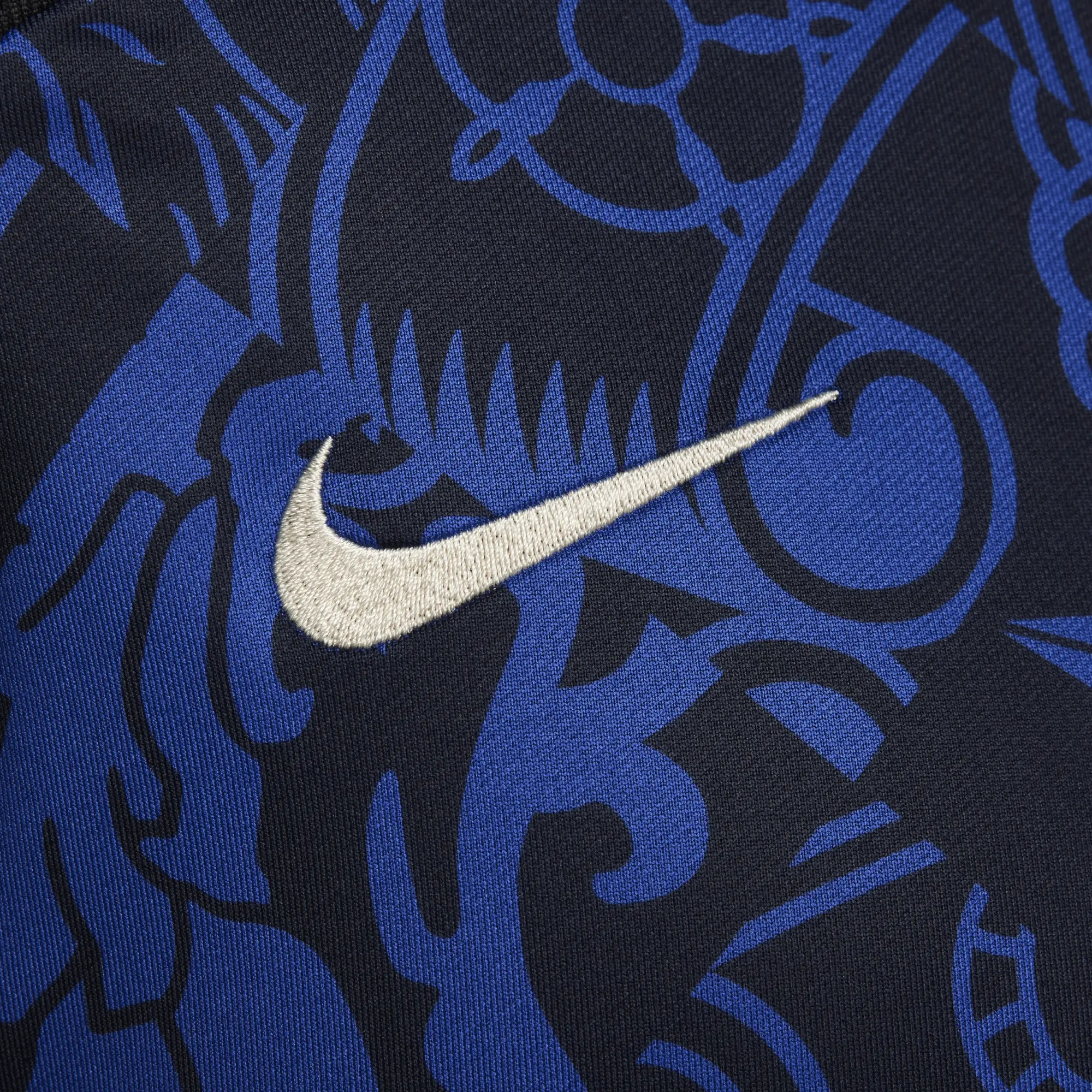 Chelsea F.C. Strike Women's Nike Dri-FIT Football Crew-Neck Drill Top - Blue - Polyester/Elastane
