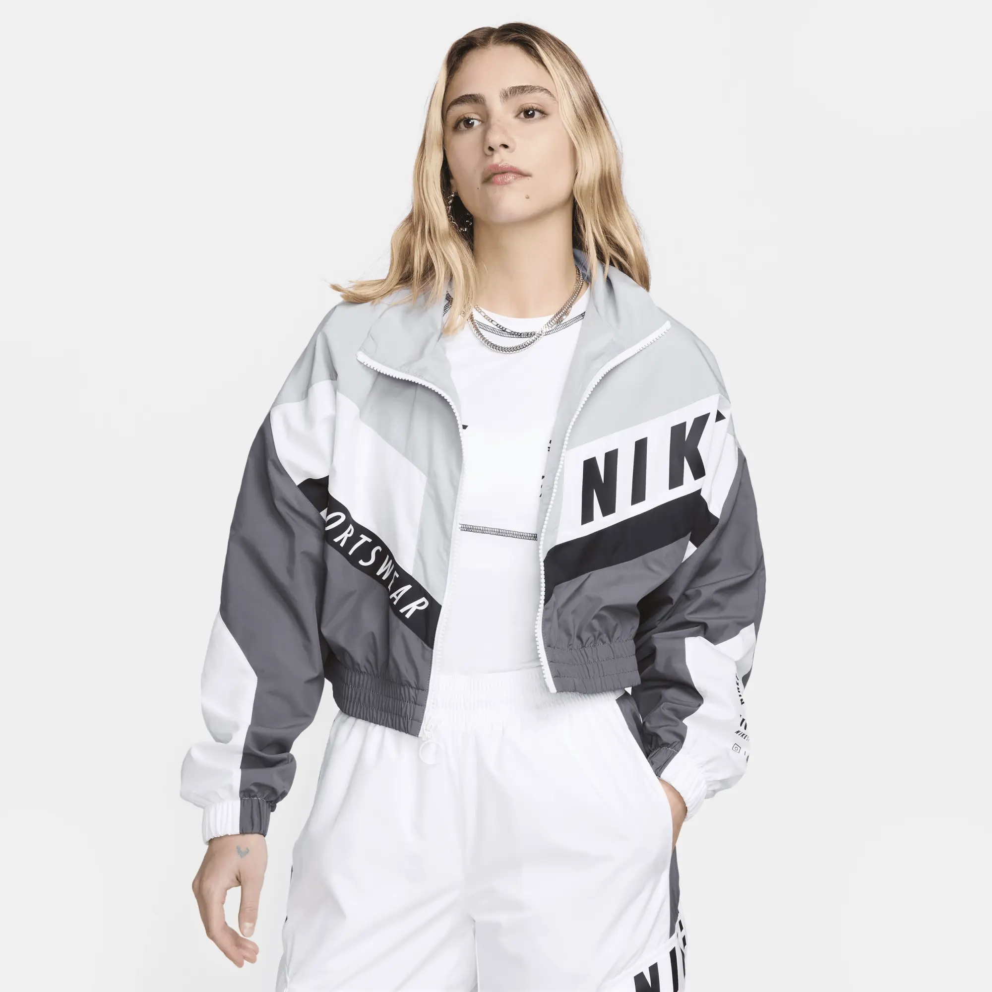 Nike woven jacket womens best sale