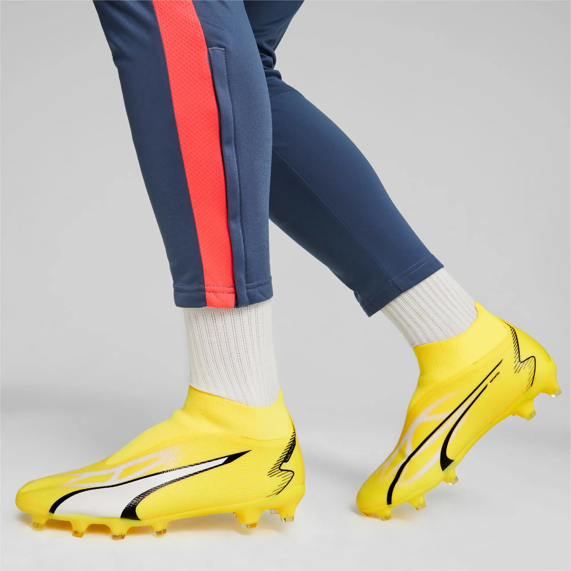 Puma Ultra Match Laceless Firm Ground Football Boots Yellow