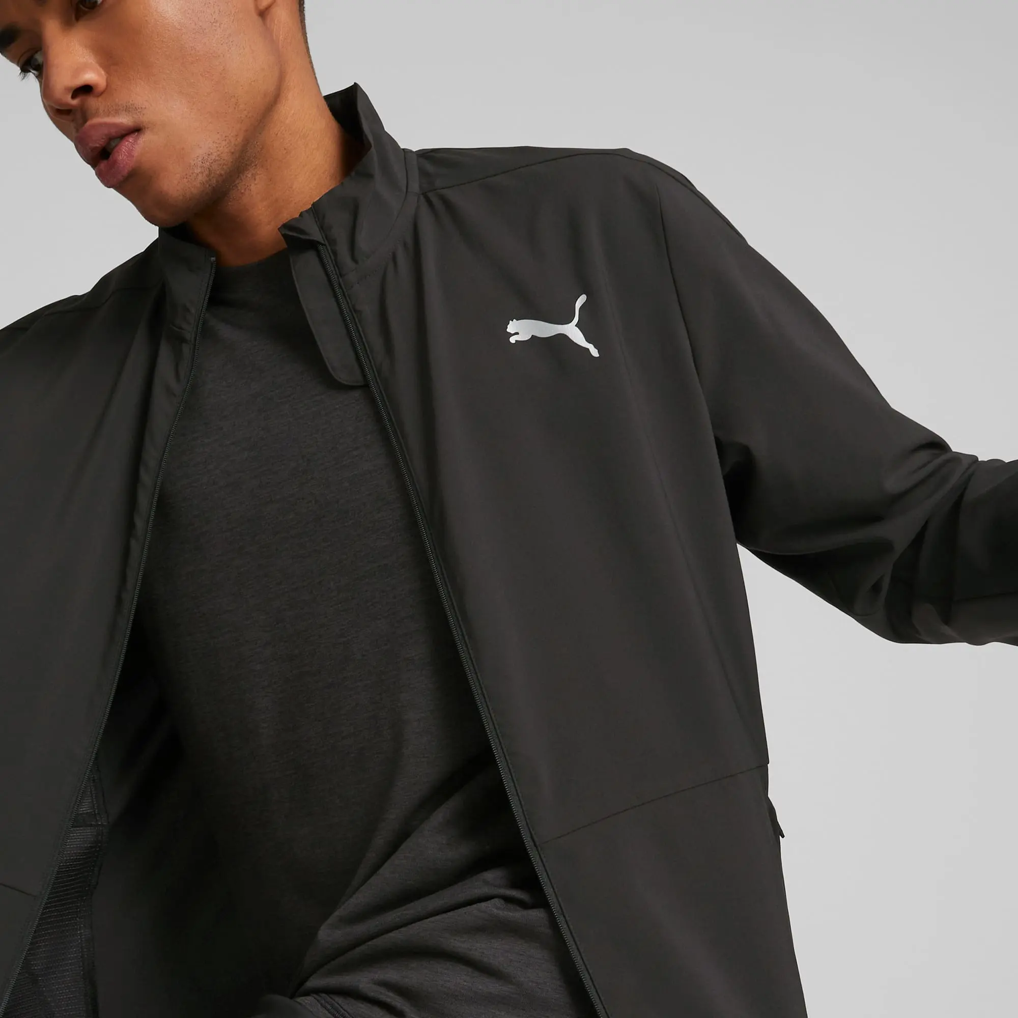 Puma Run Favourite Jacket In Black