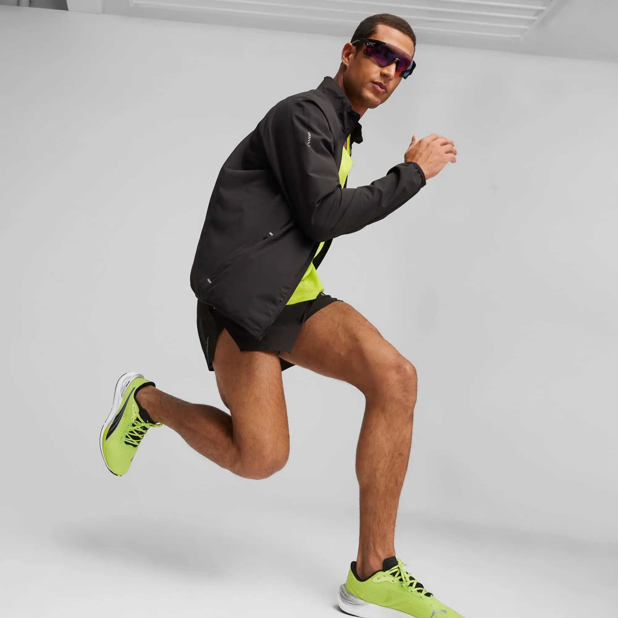 Puma Mens Run Elite Jacket - Black