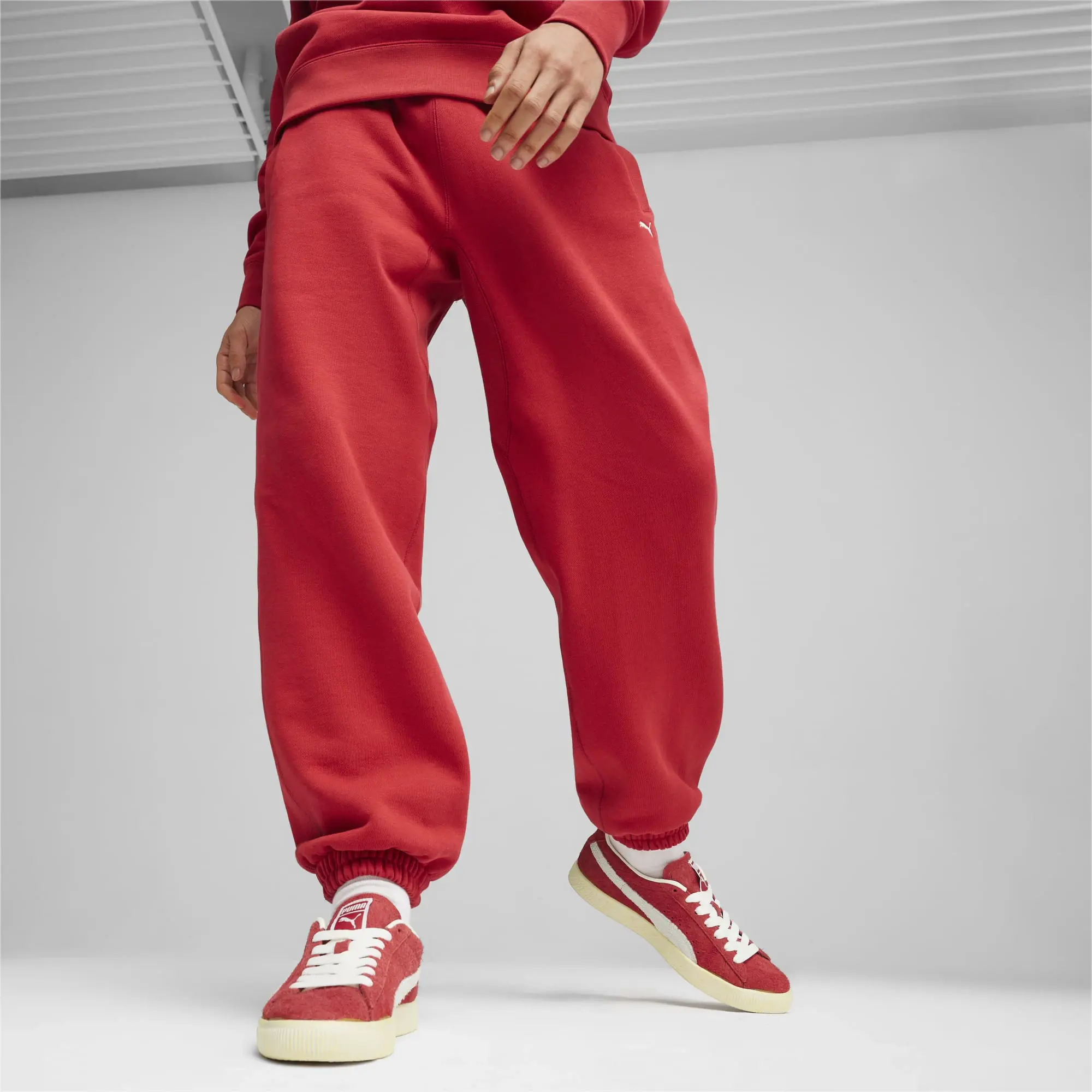 Puma Mens MMQ Sweatpants - Red