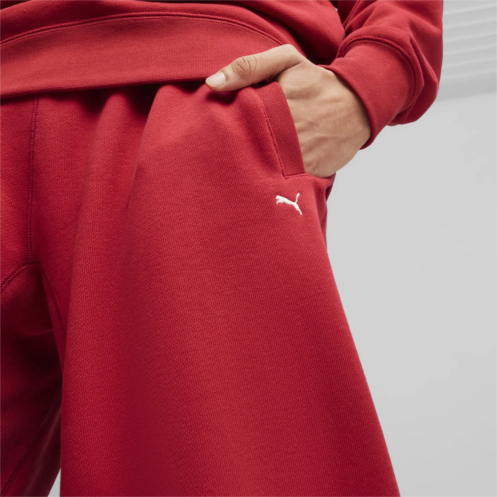 Puma Mens MMQ Sweatpants - Red