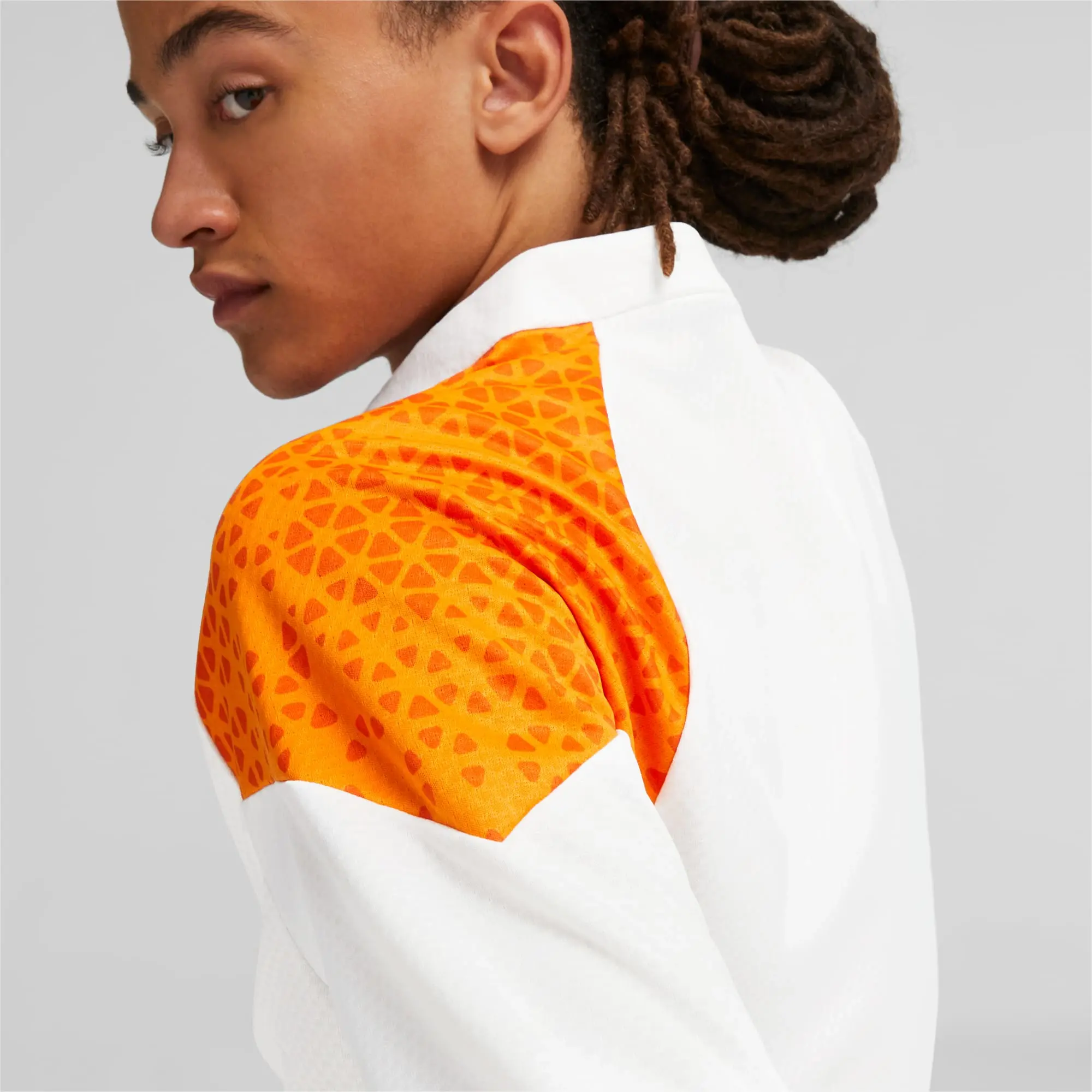 Man City Training Half Zip Top (Marble) 2023-2024 Men's White Size: Small Manchester City Made By: Puma