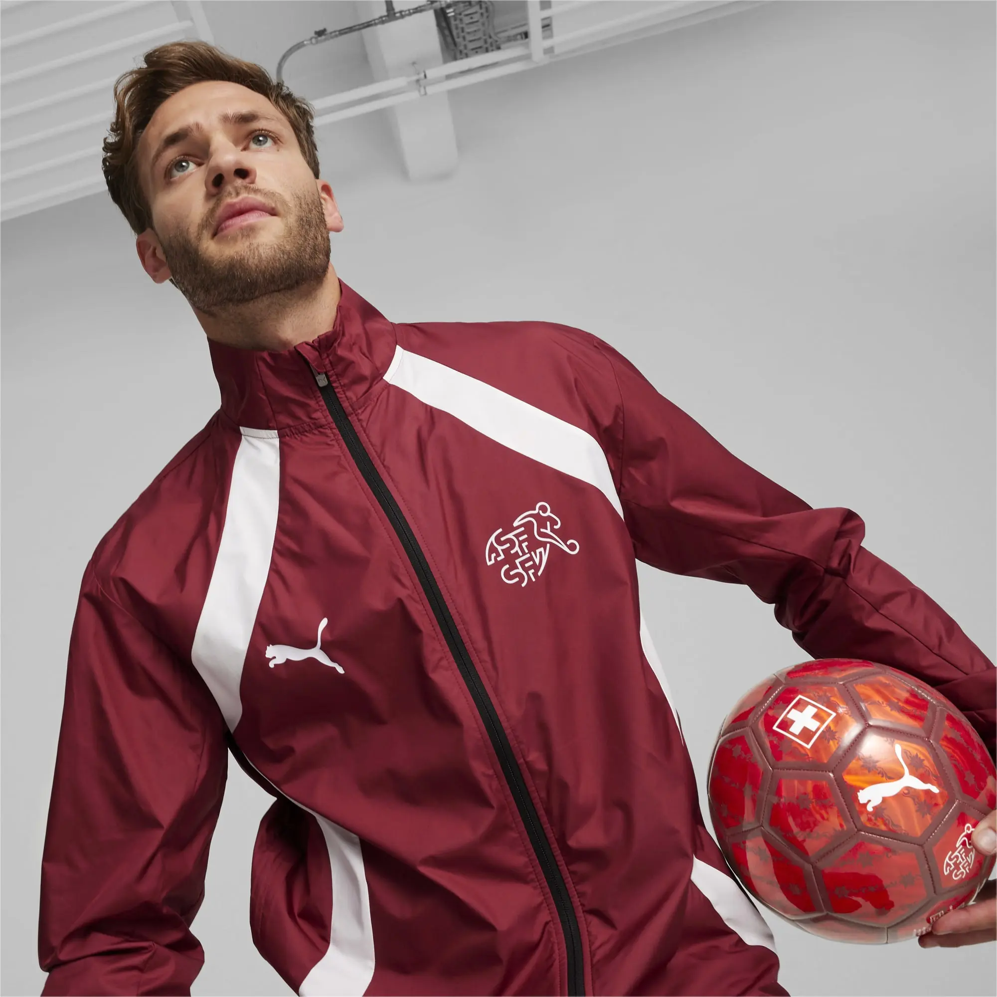 Puma Mens Switzerland Football Pre-match Woven Jacket - Red
