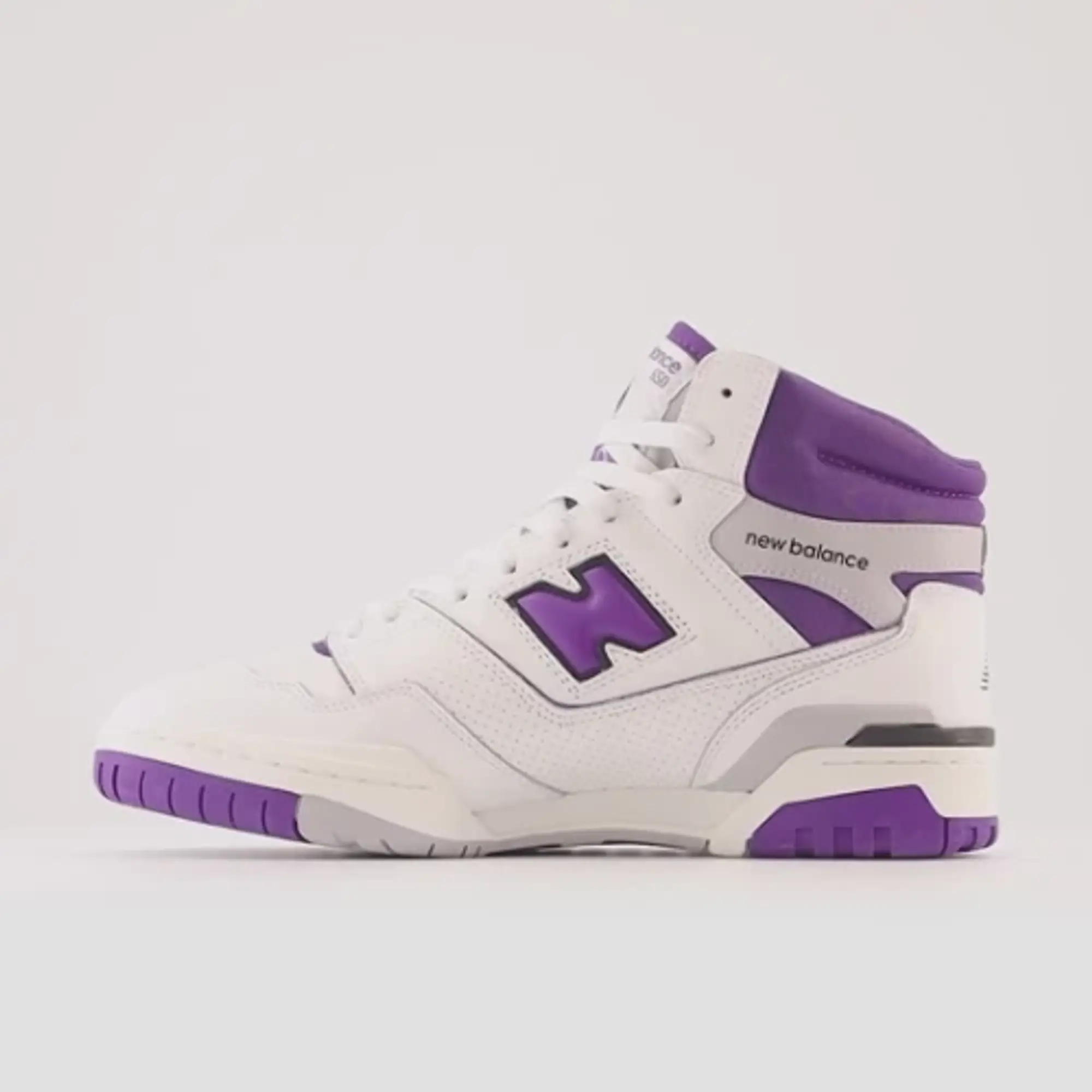 New Balance 650 - White
