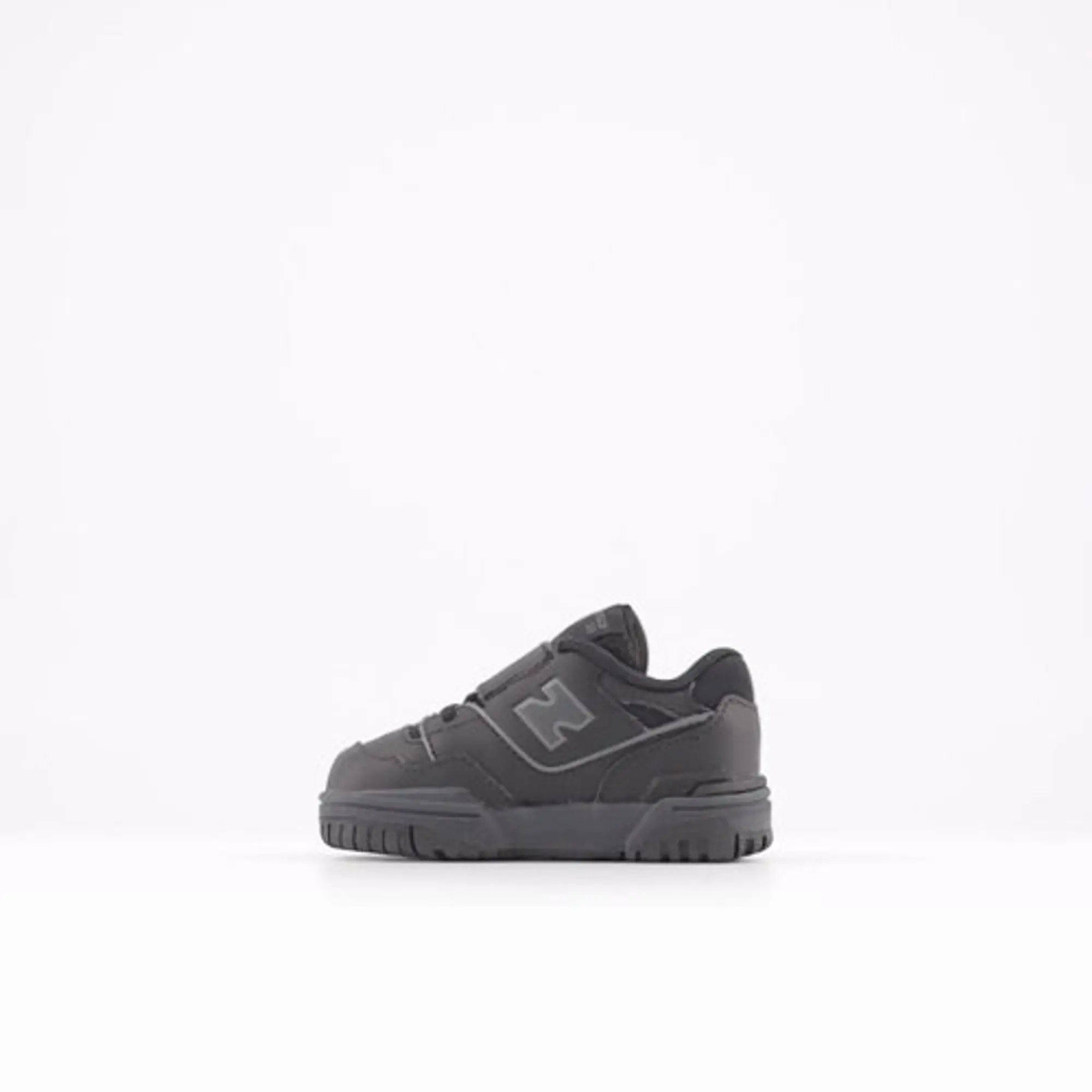 New Balance Infants' 550 Bungee Lace with Top Strap in Black Synthetic