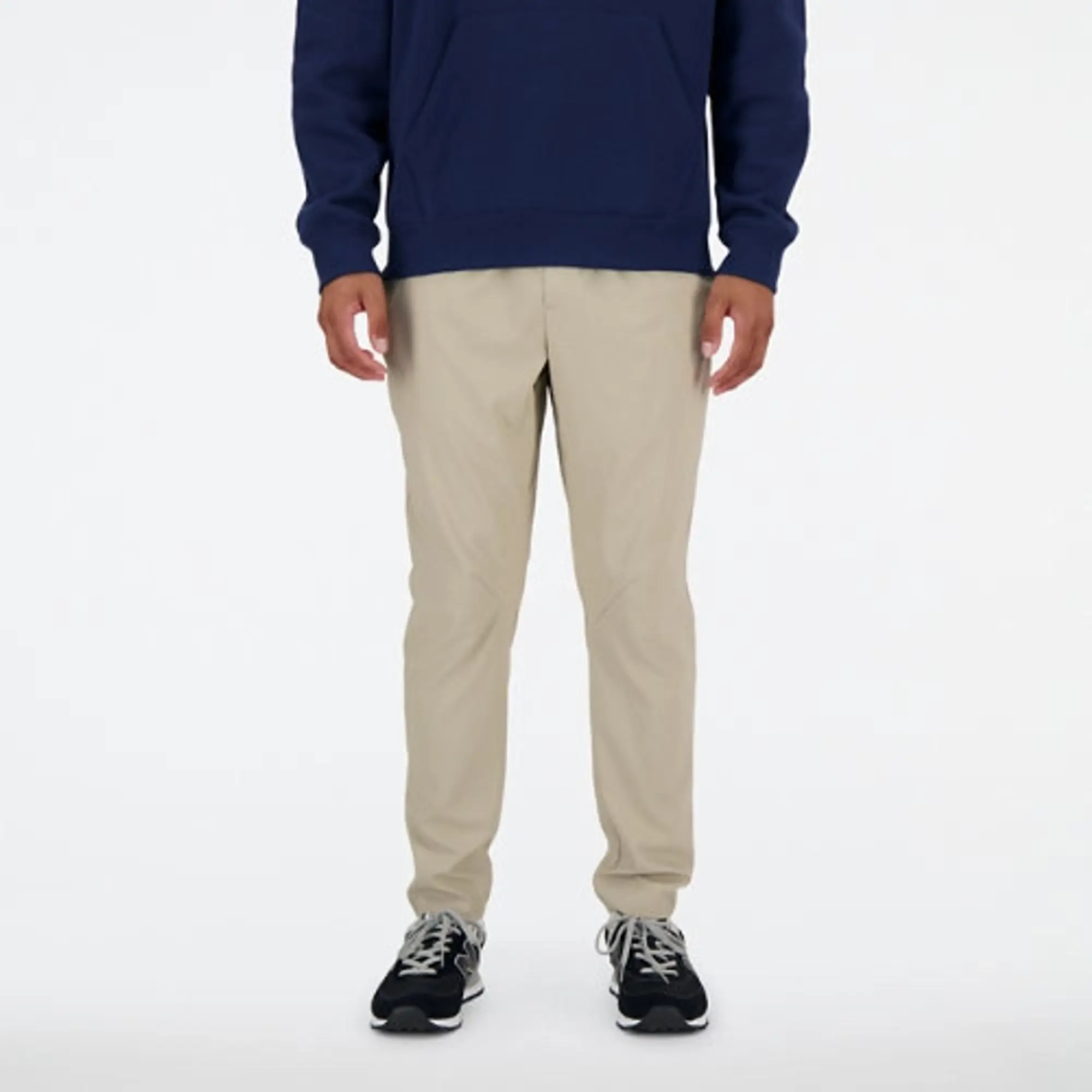 New Balance Men's AC Tapered Pant 29 in Beige Polywoven