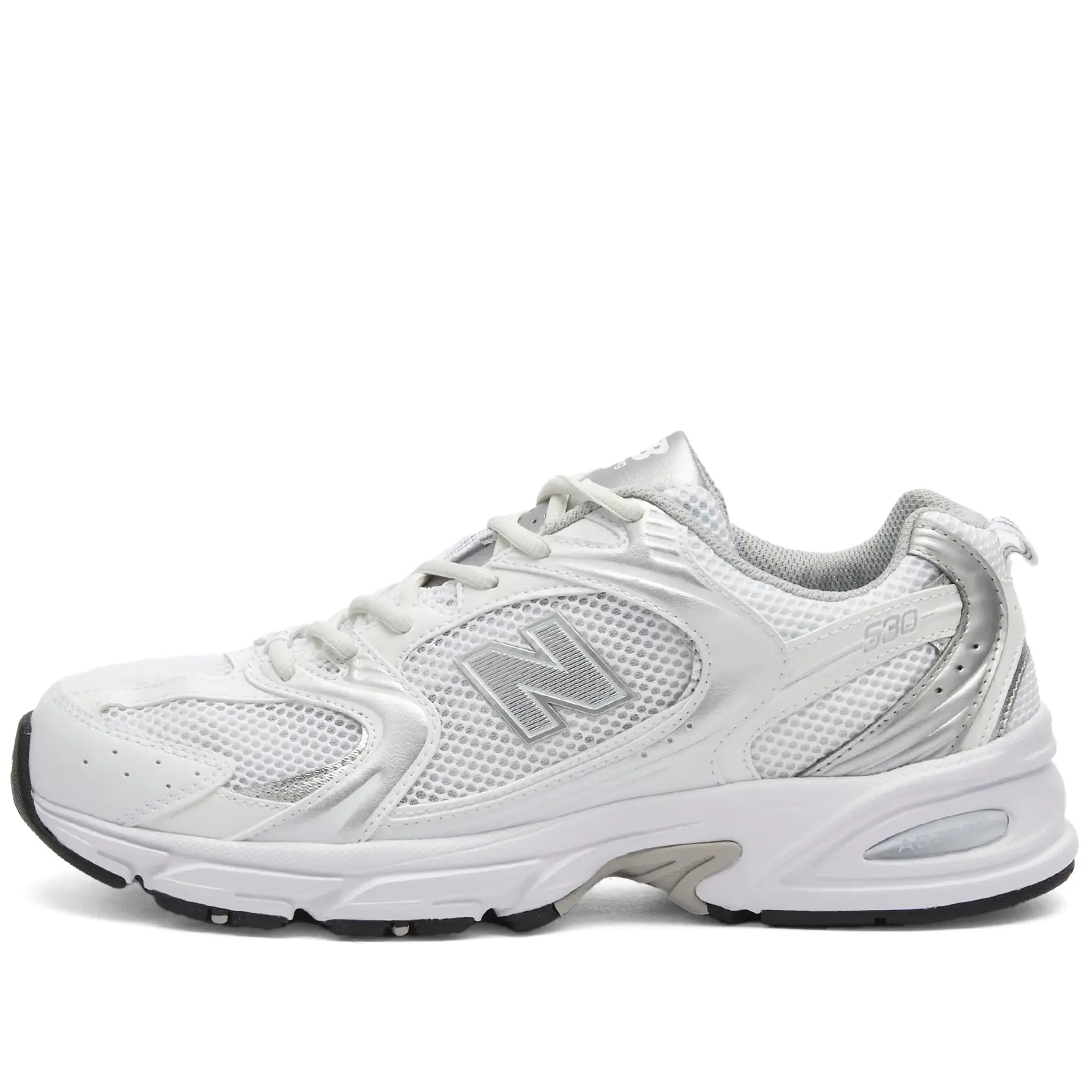 New Balance 530 Trainers In White And Silver