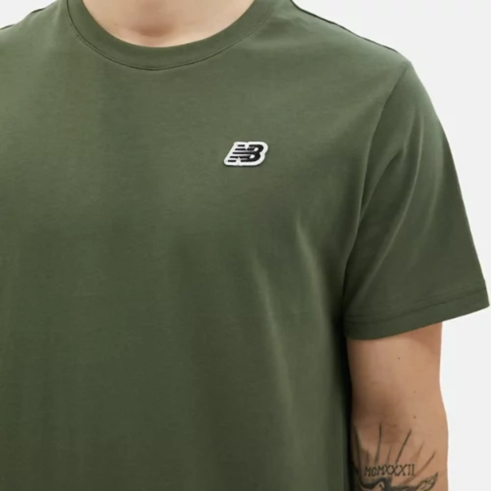 New Balance Men's NB Small Logo Tee in Green Cotton