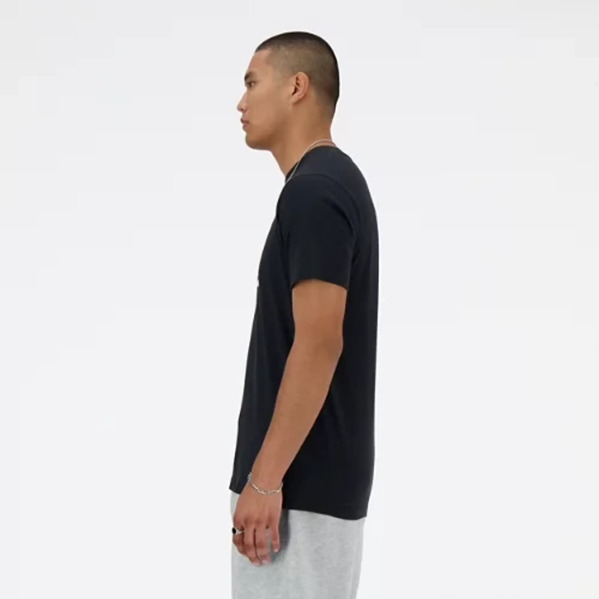 New Balance Men's Sport Essentials Graphic T-Shirt 4 in Black Cotton