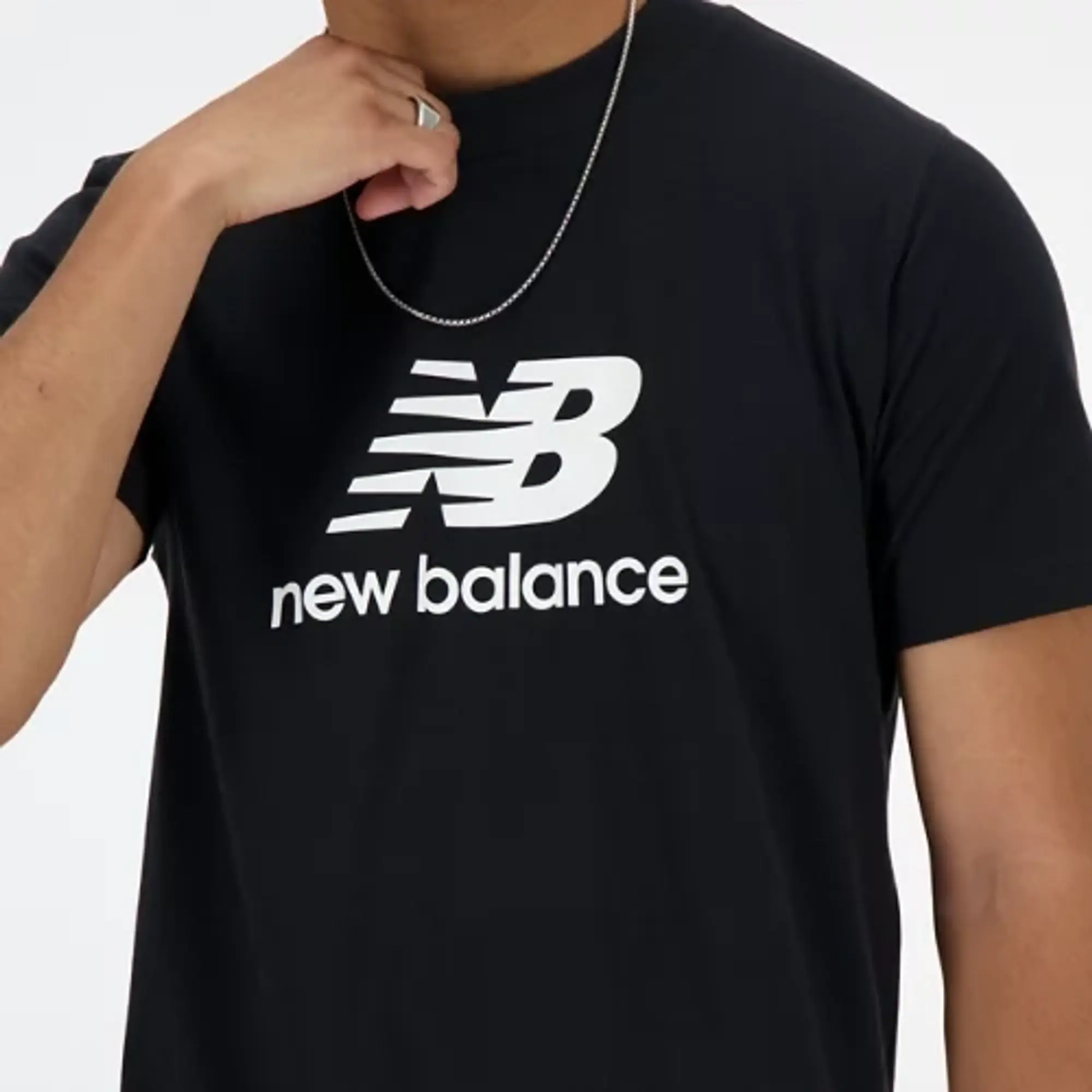 New Balance Men's Sport Essentials Graphic T-Shirt 4 in Black Cotton