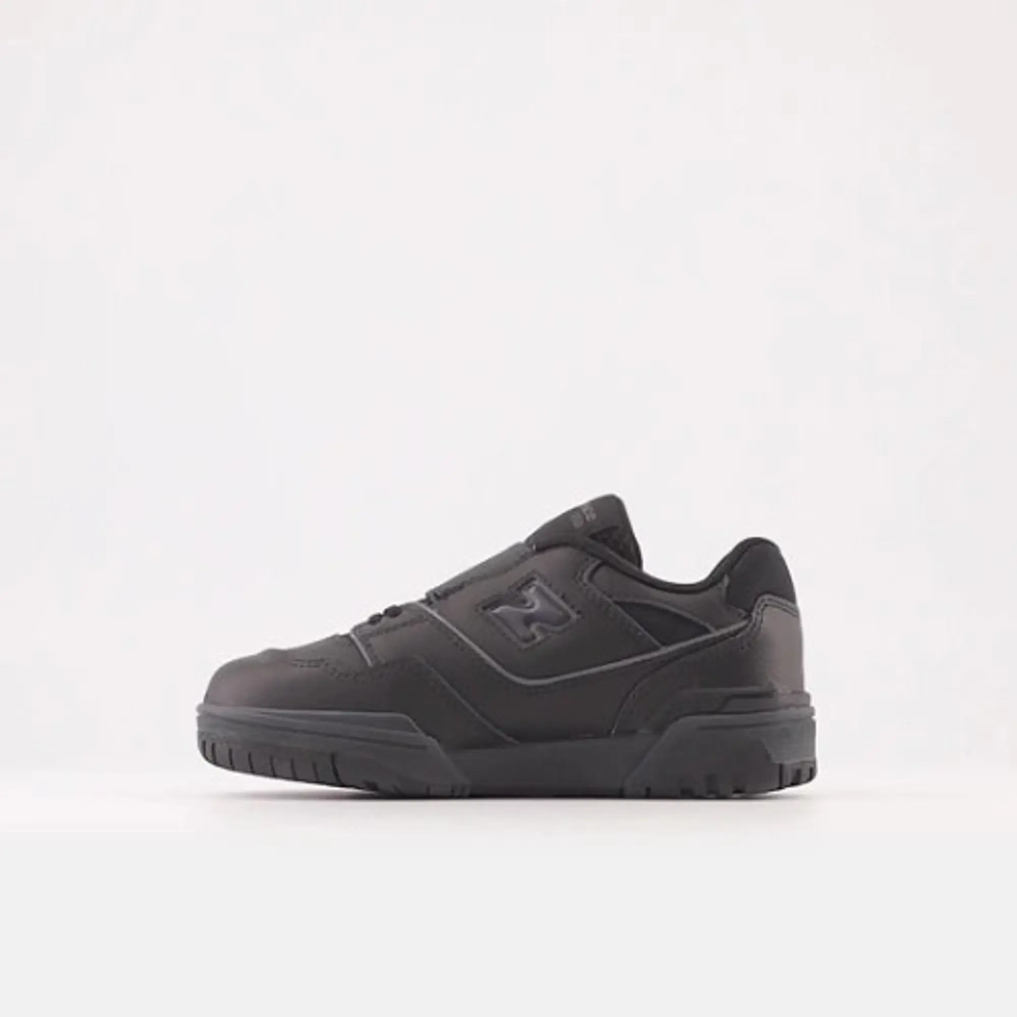 New Balance Kids' 550 Bungee Lace with Top Strap in Black Synthetic
