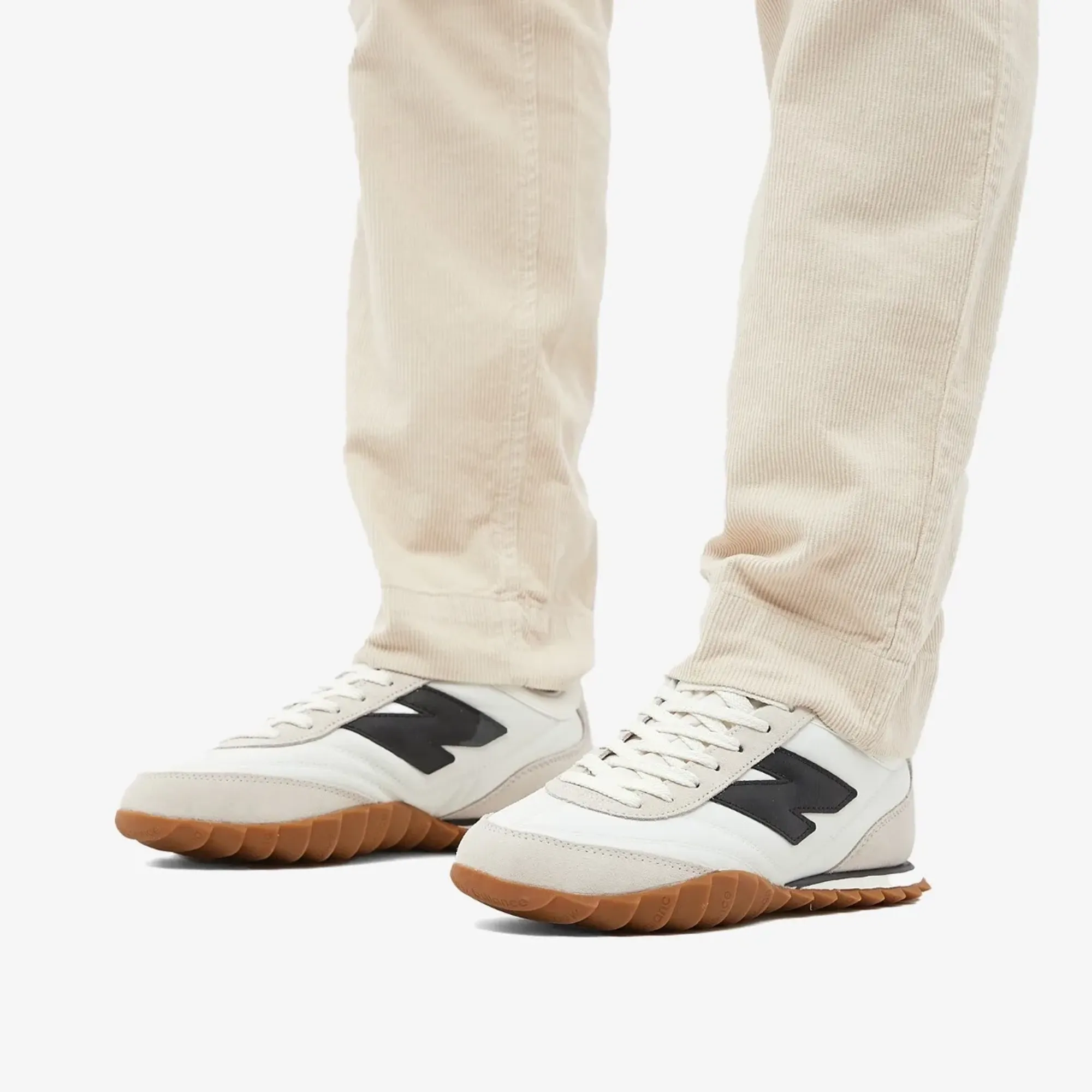 New Balance R30 New Balance Unisex RC30 in White/Black/Red Suede/Mesh | URC30AI | FOOTY.COM