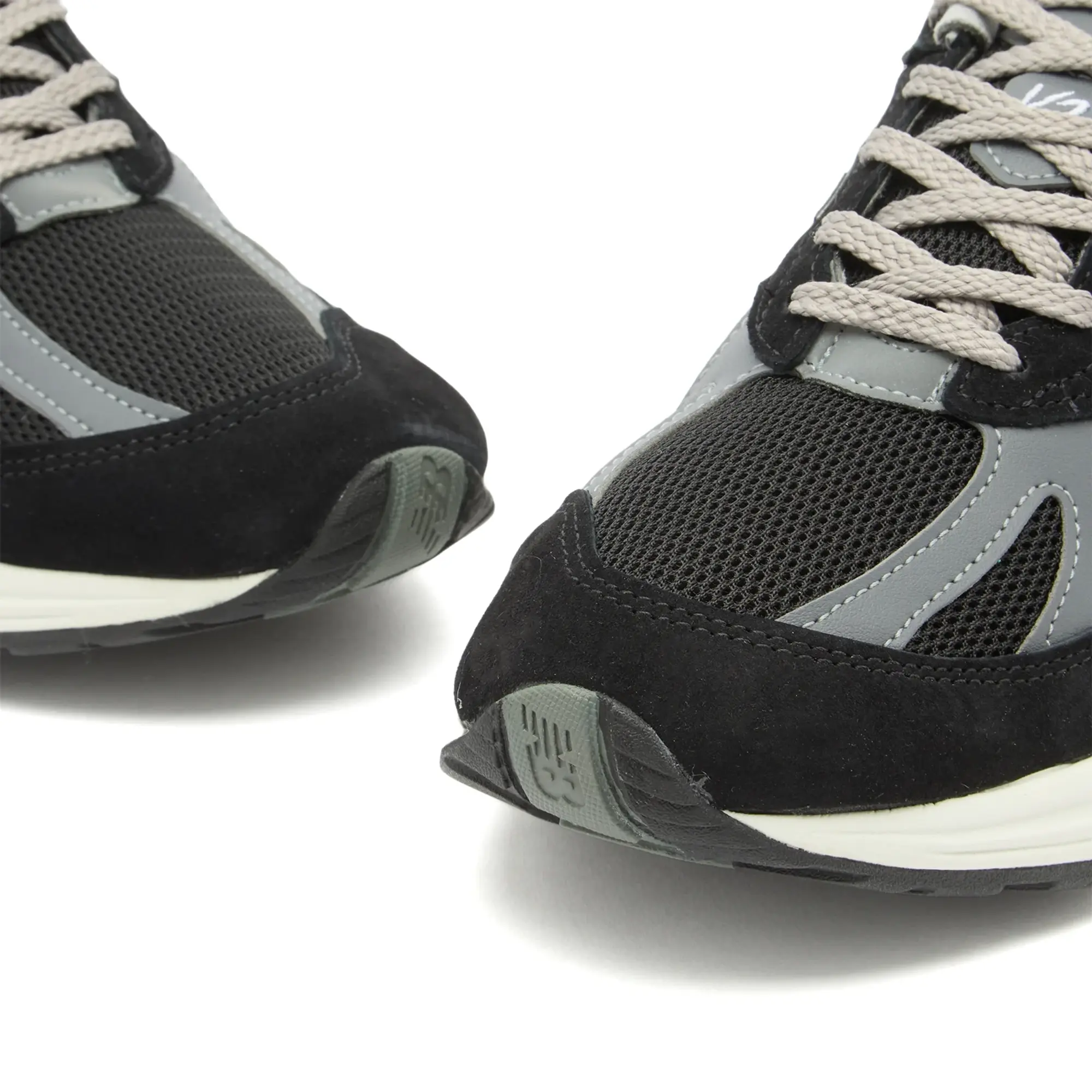 New Balance Miuk 991V2 Sneaker - Clothing & Accessories > Shoes