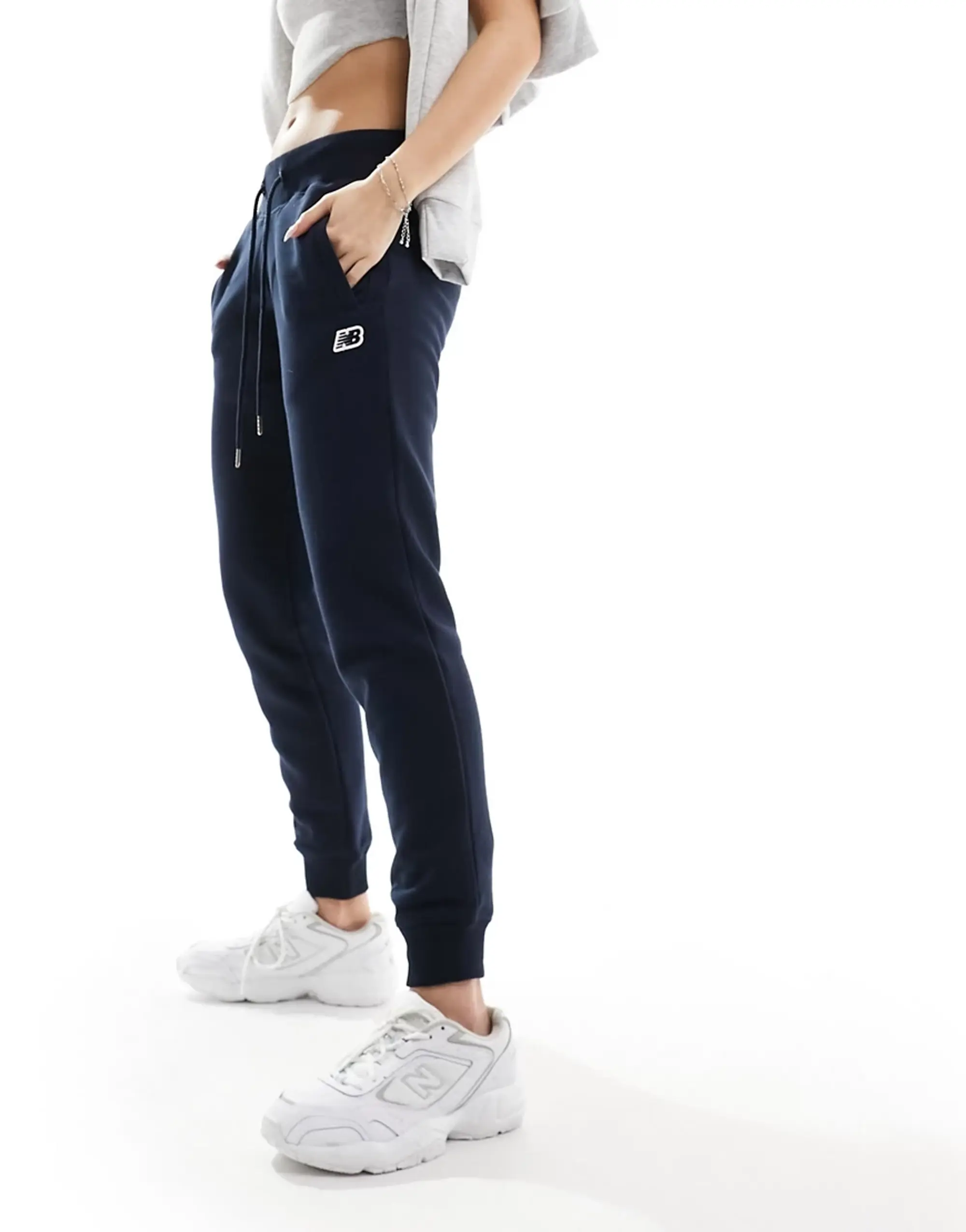 New Balance Nb Small Logo Pants In Black
