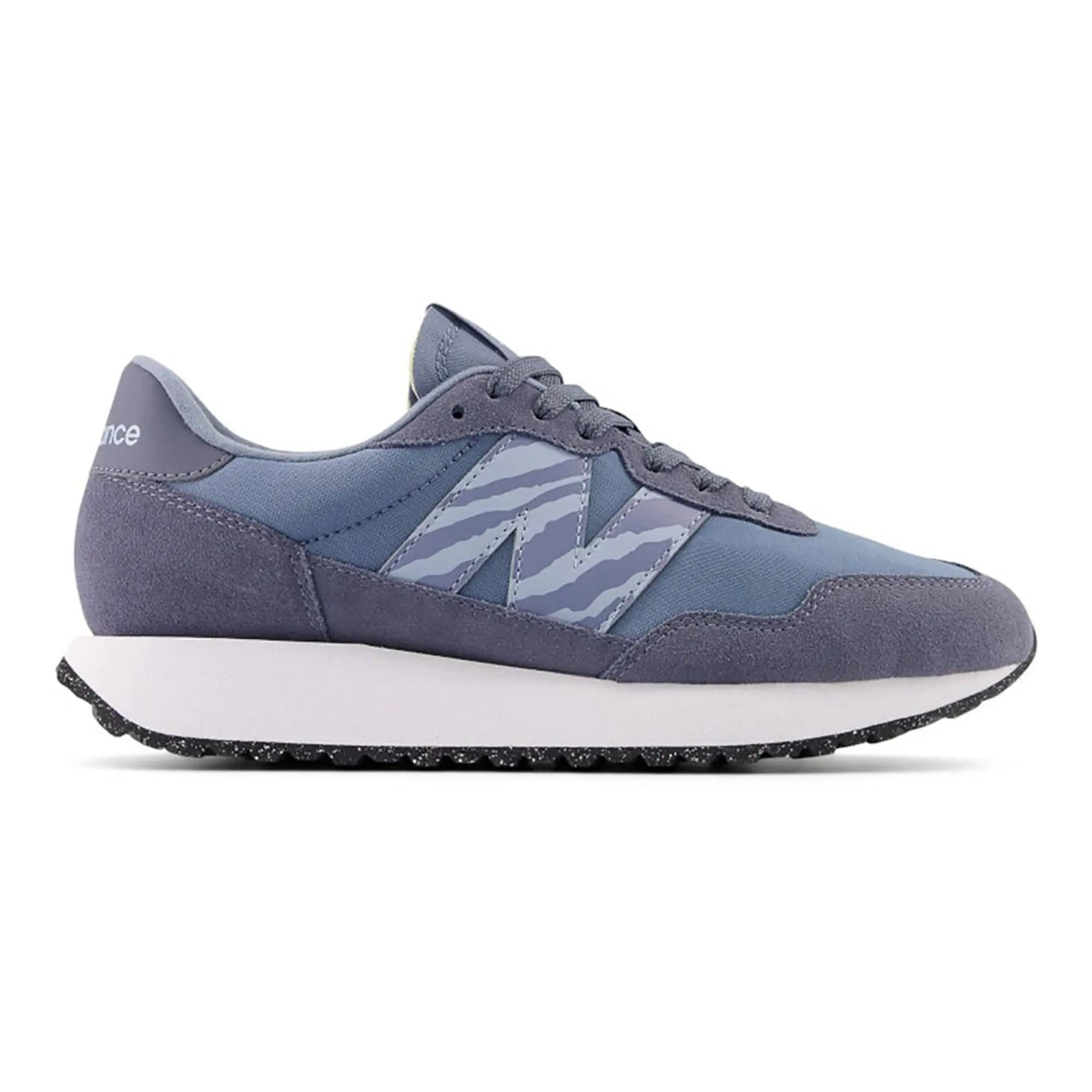 New Balance 237 Trainers