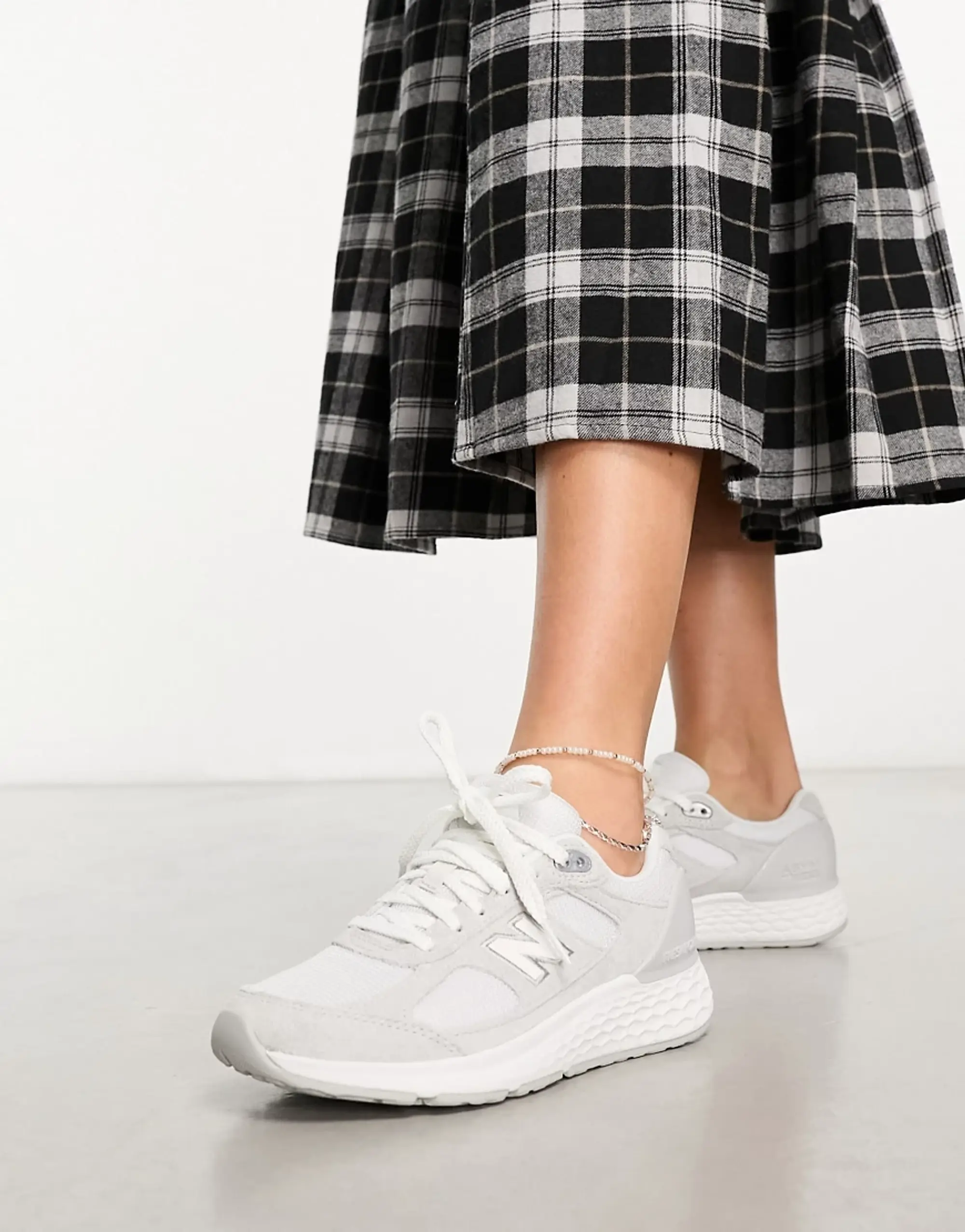New Balance Fresh Foam 1880 Running Shoes