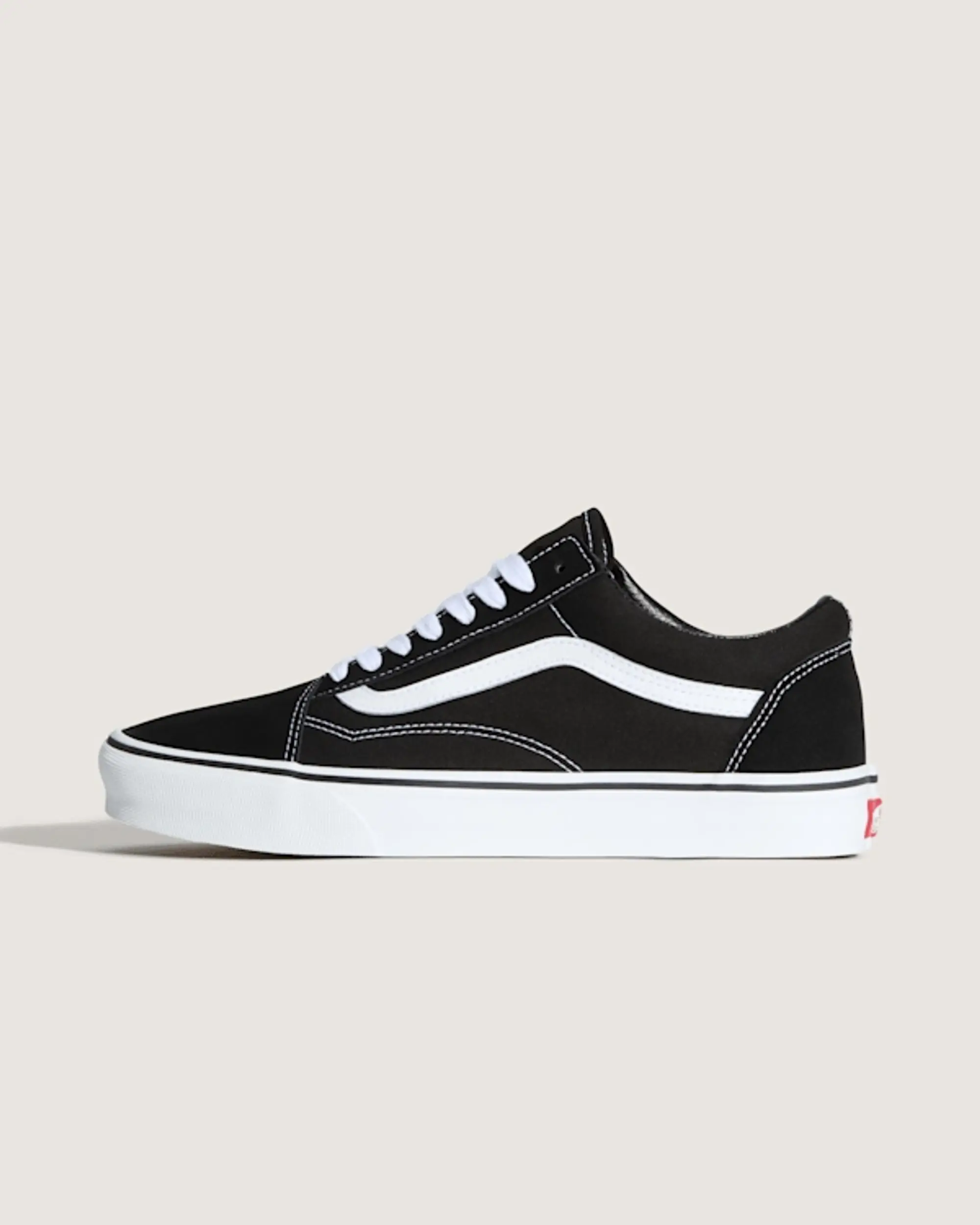 Vans - Old Skool Wide Fit Shoes, Man, Black