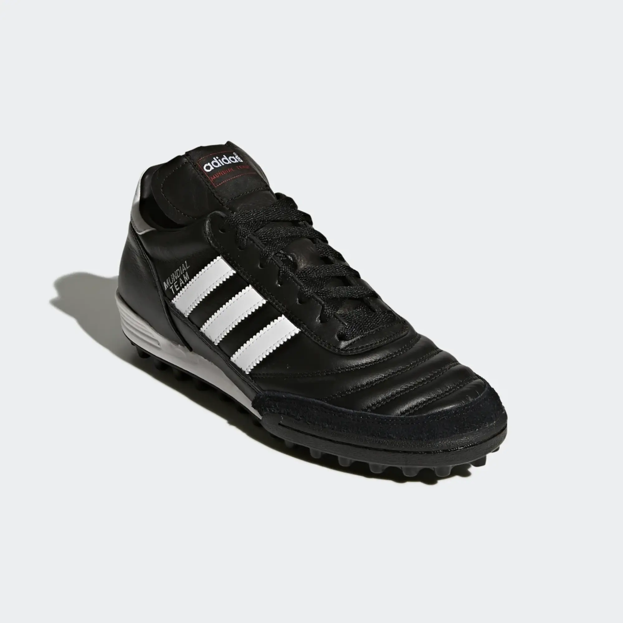 adidas  MUNDIAL TEAM DUR  women's Football Boots in Black