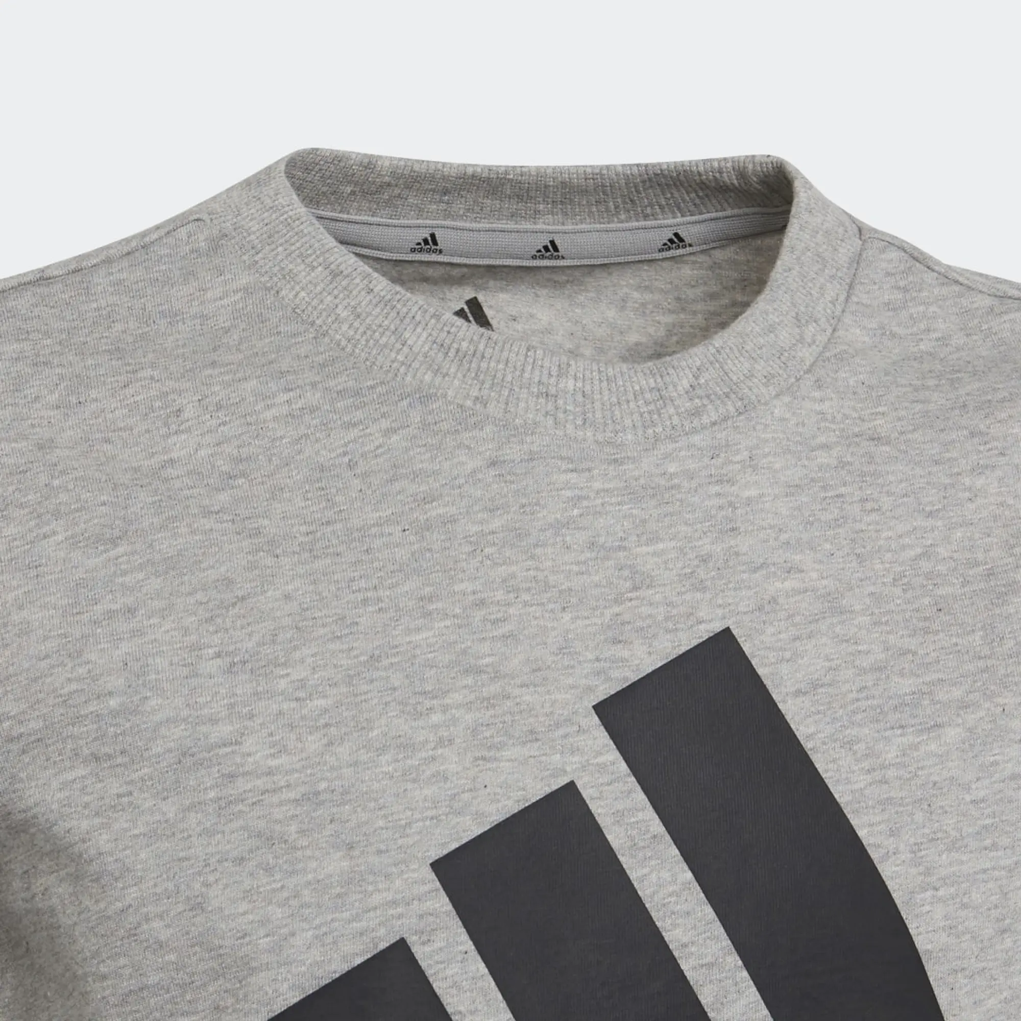 adidas Essentials T-Shirt