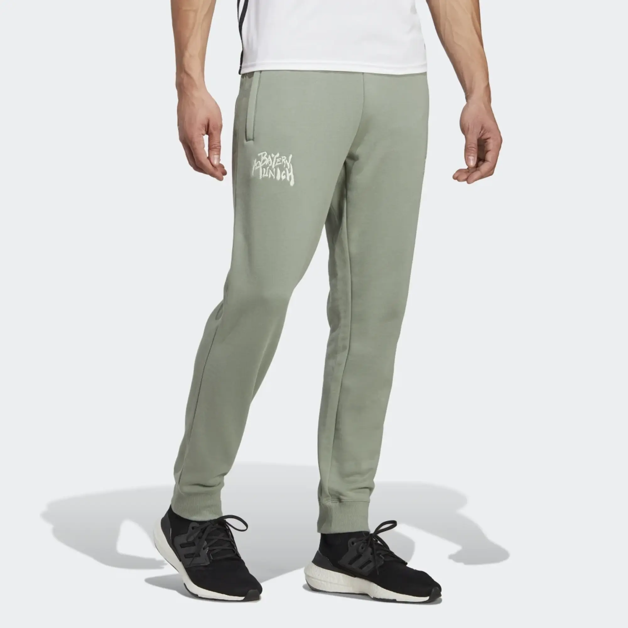 adidas FC Bayern Chinese Story Pants