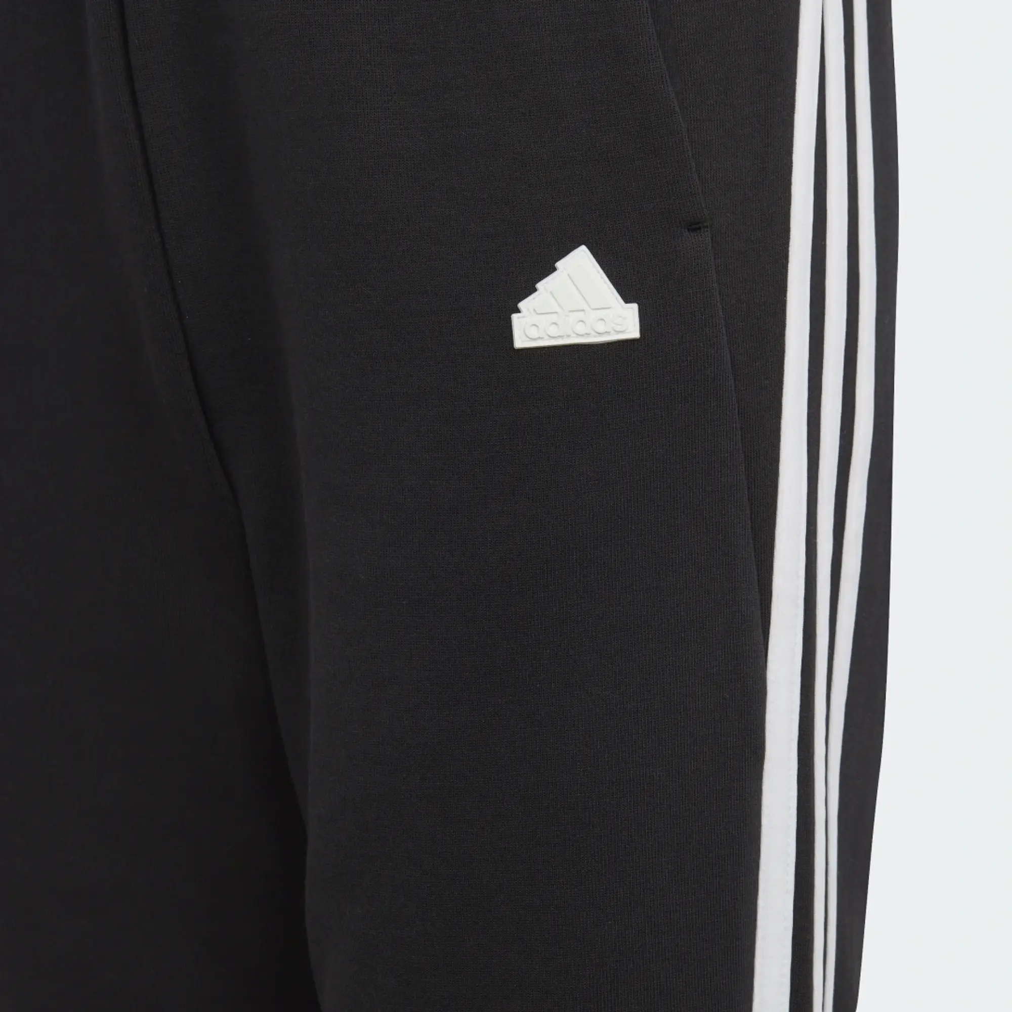 Manchester United x adidas Kids Future Icons 3-Stripes Cotton Joggers Black