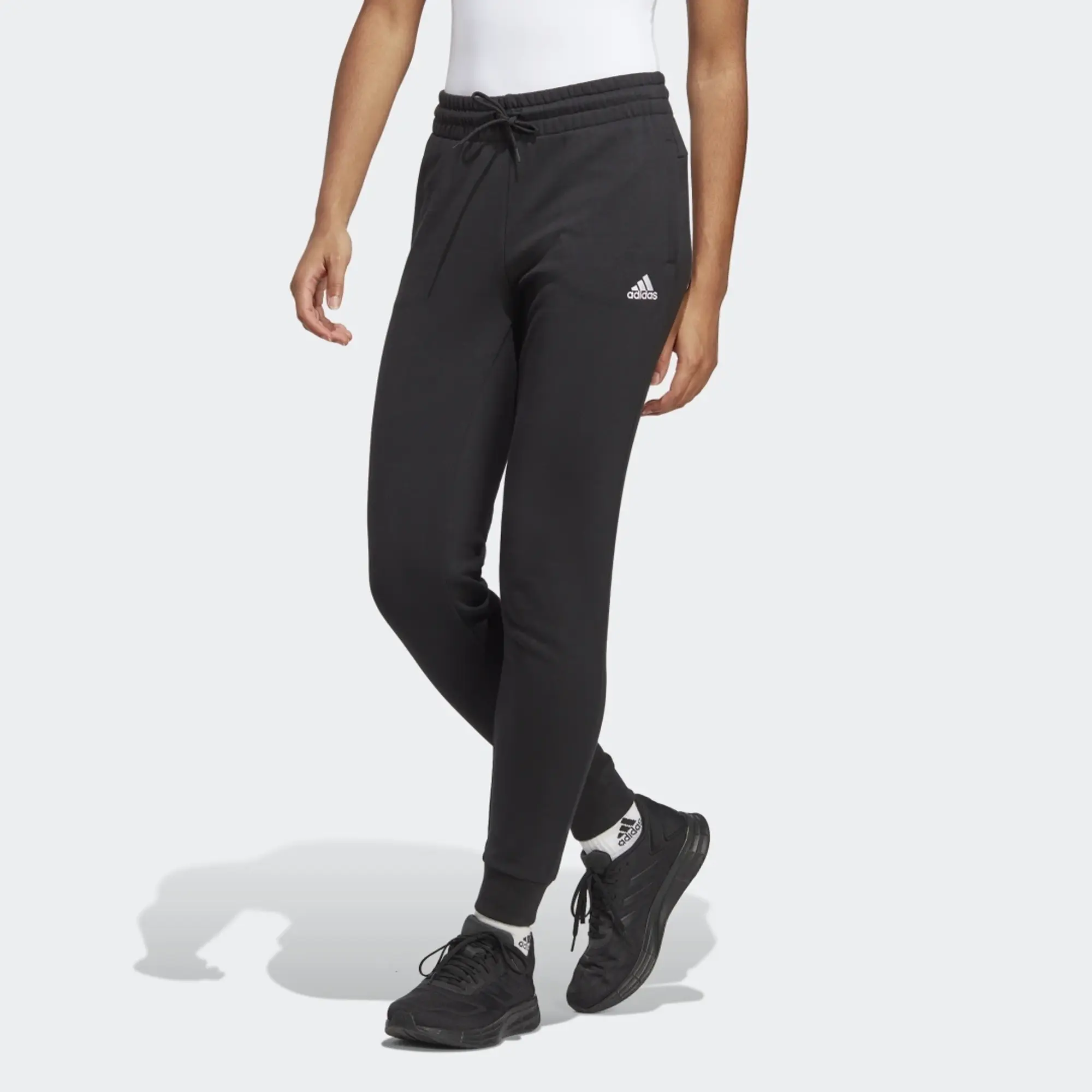 adidas  LIN FT CF PT  women's Sportswear in Black