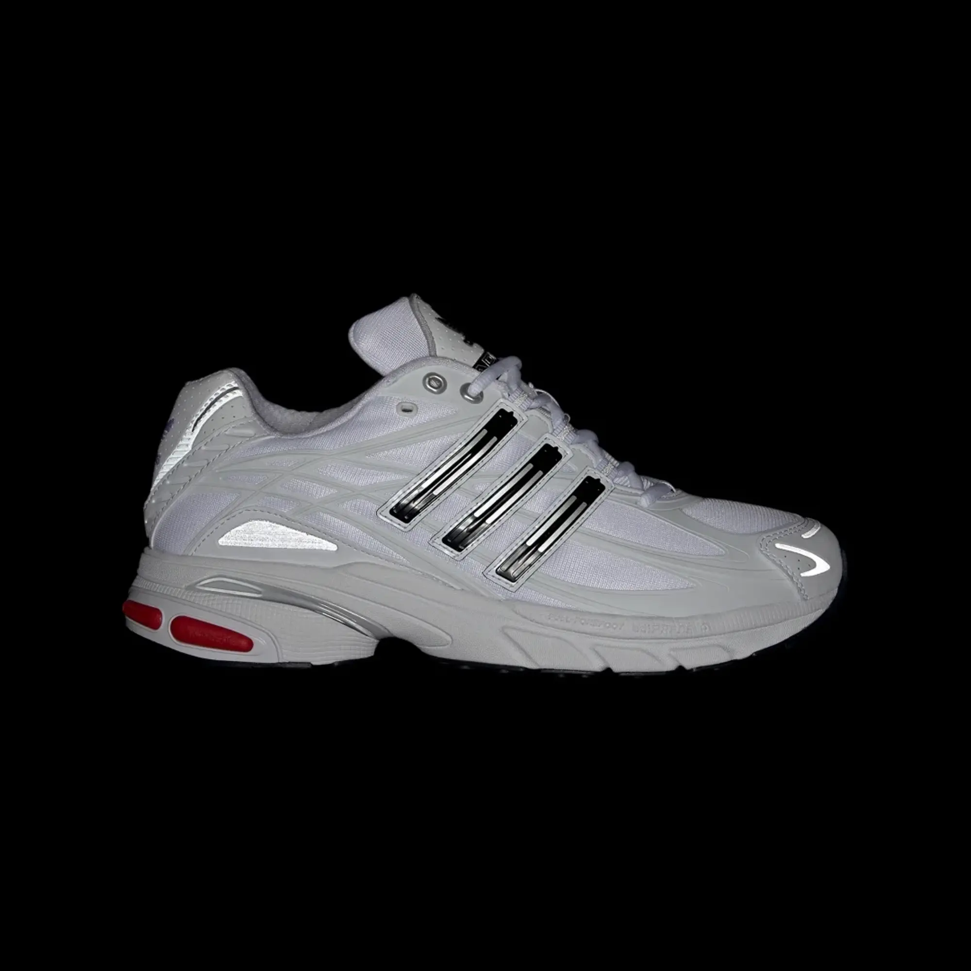 Adidas Originals Adistar Cushion Trainers In White