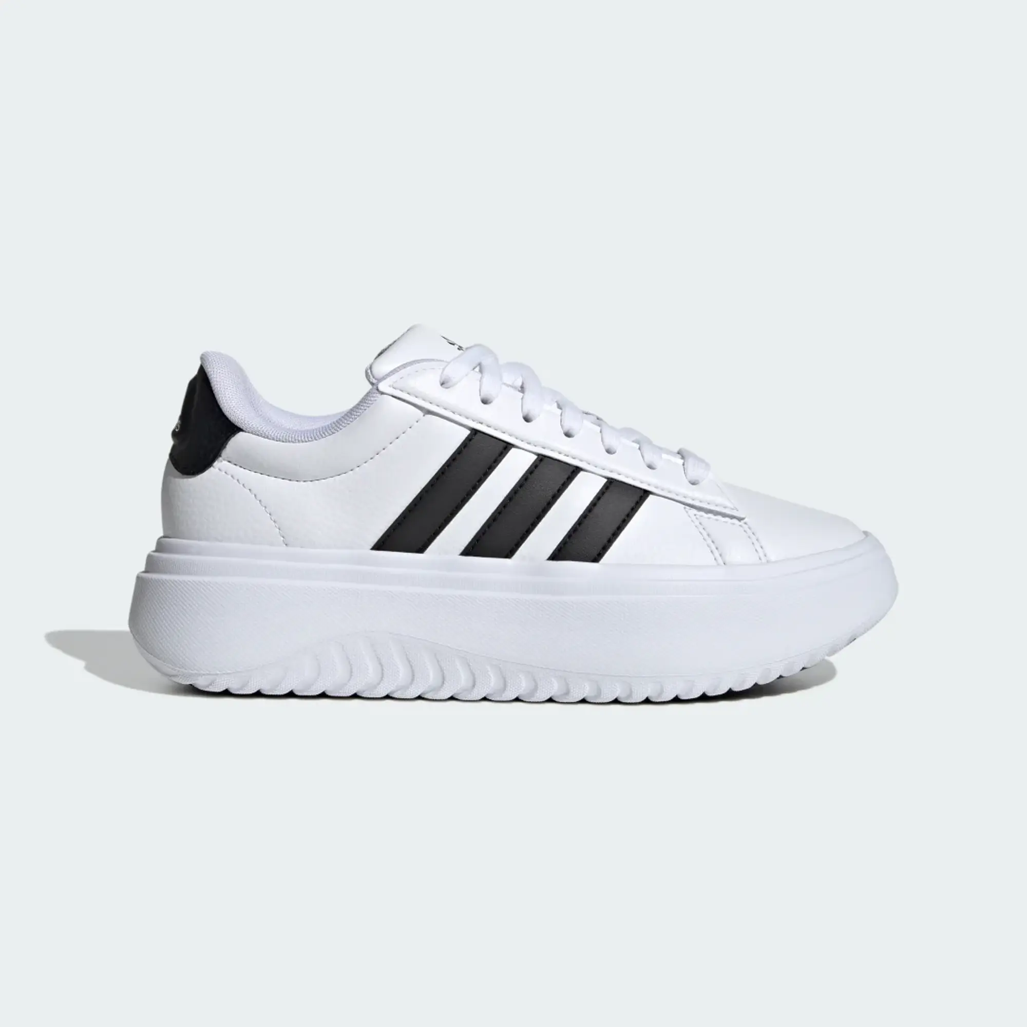 adidas  GRAND COURT PLATFORM  women's Shoes (Trainers) in White