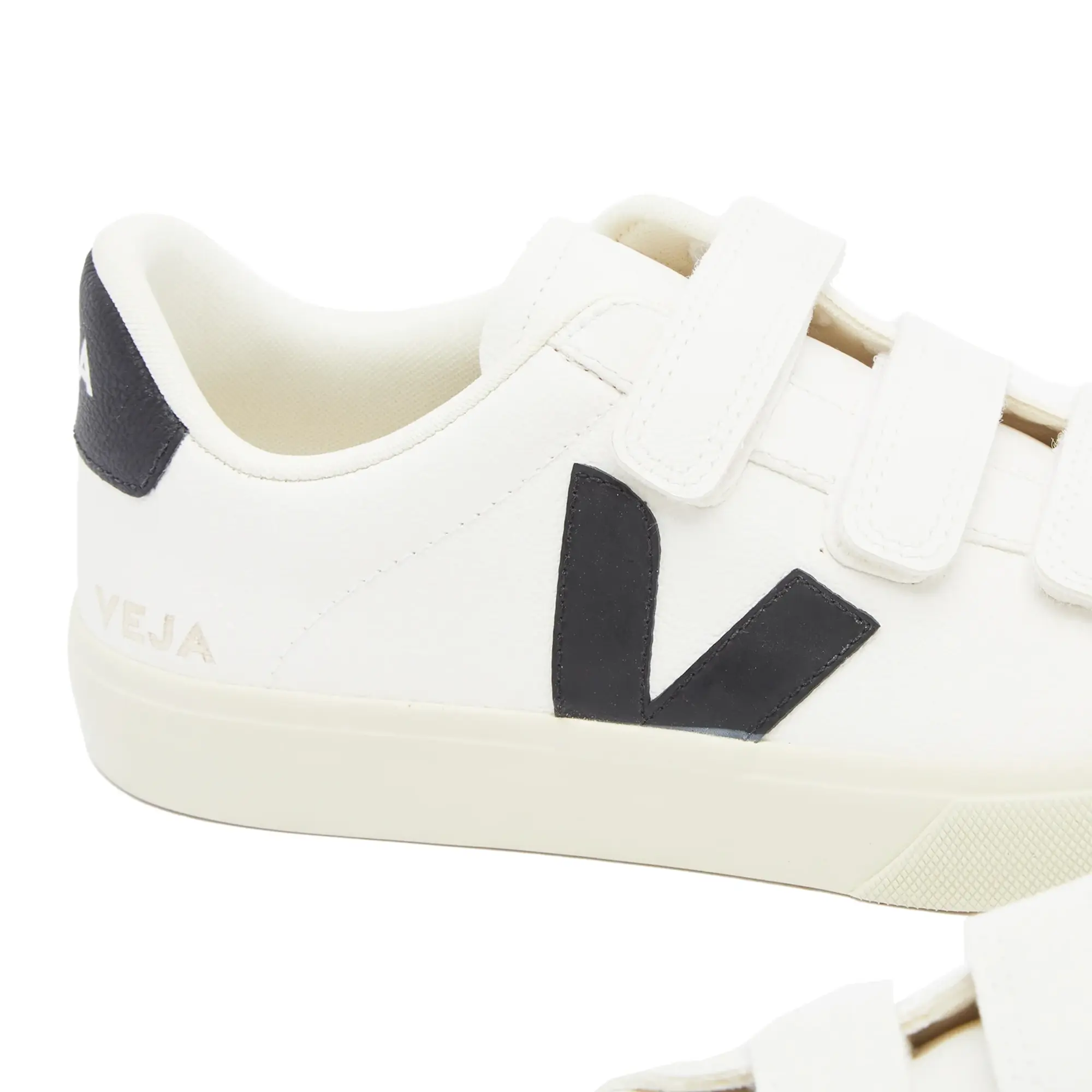 Veja Women's Recife Chrome Free Leather Trainers