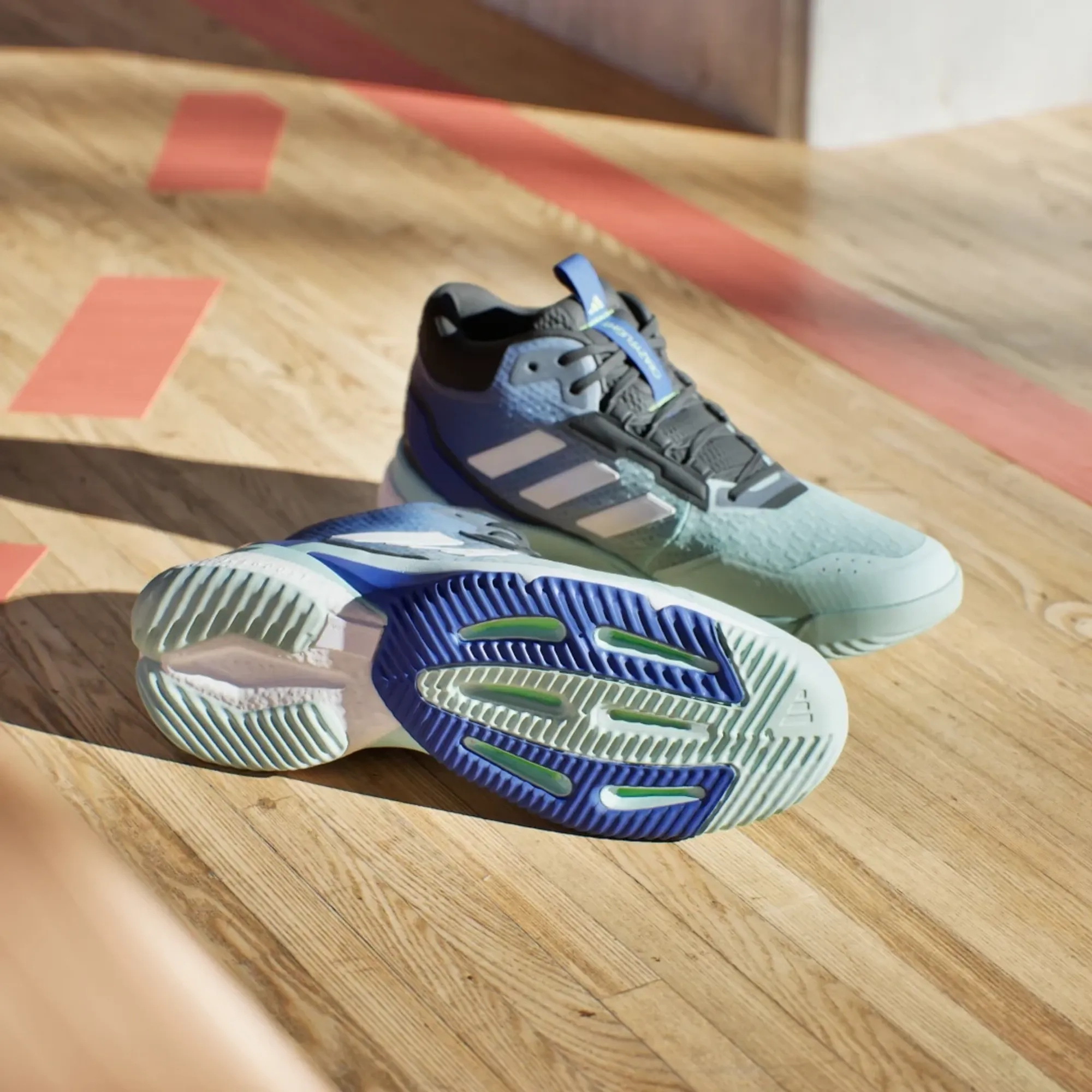 ぷぁ adidas Crazyflight 5 Mid Indoor Shoes | IH7719 | FOOTY.COM