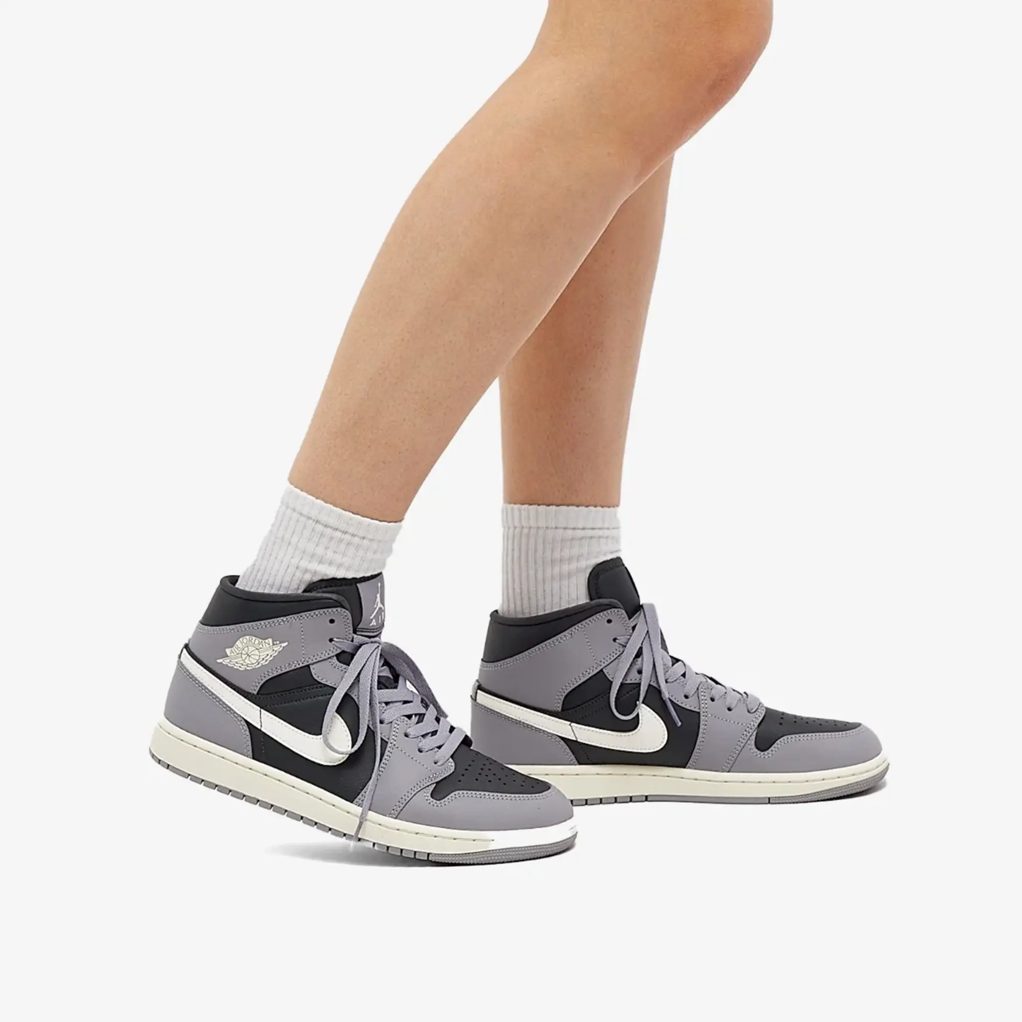 Nike Jordan Womens Air Jordan 1 Mid