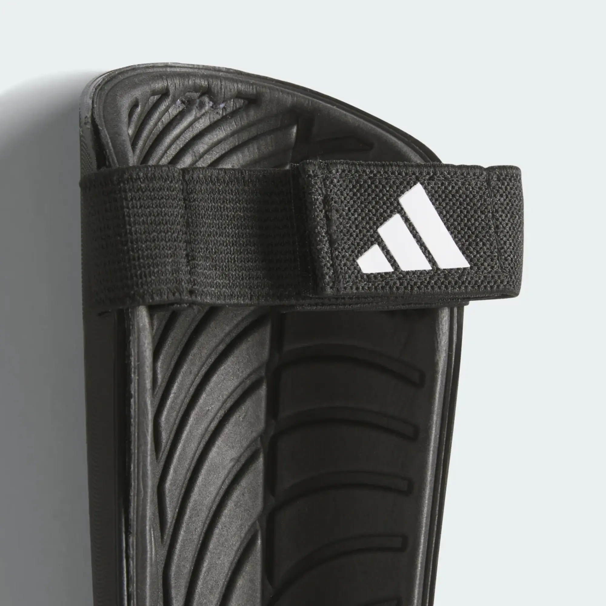 Adidas Shin Pads Tiro Training - ['Black']