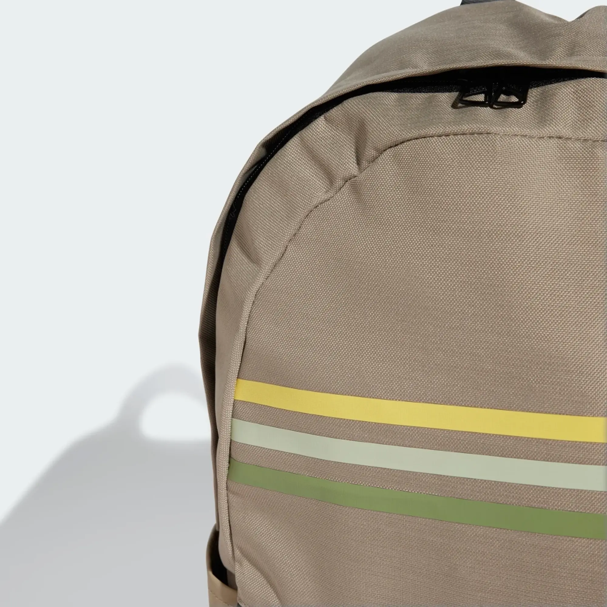 adidas Unisex Classic Horizontal 3 Stripes Backpack