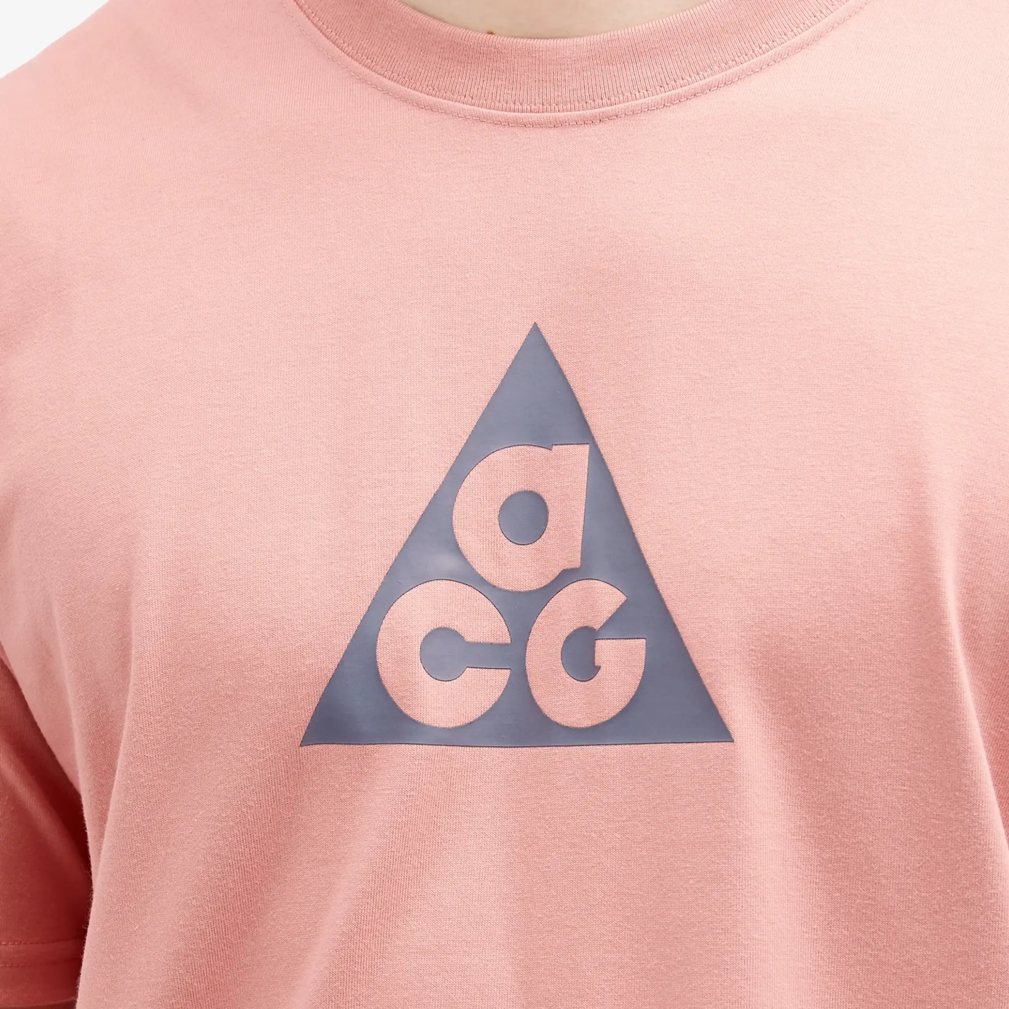 Nike Men's ACG Dri-Fit T-Shirt Red Stardust