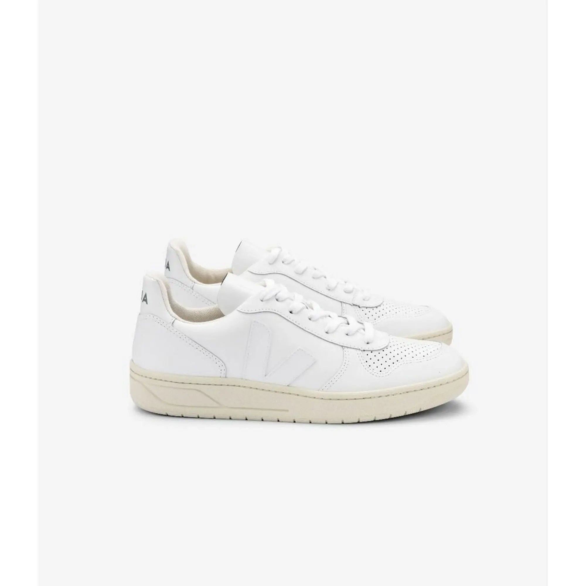 Veja V-10 Trainers