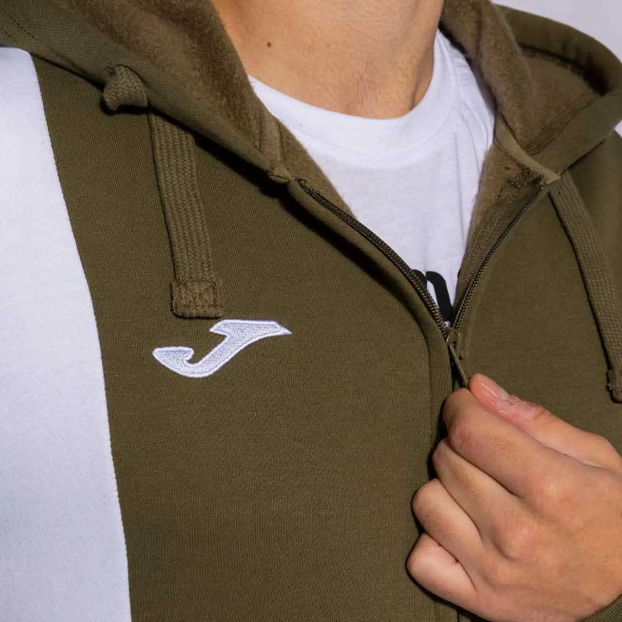Joma Confort Iii Full Zip Sweatshirt  - Green