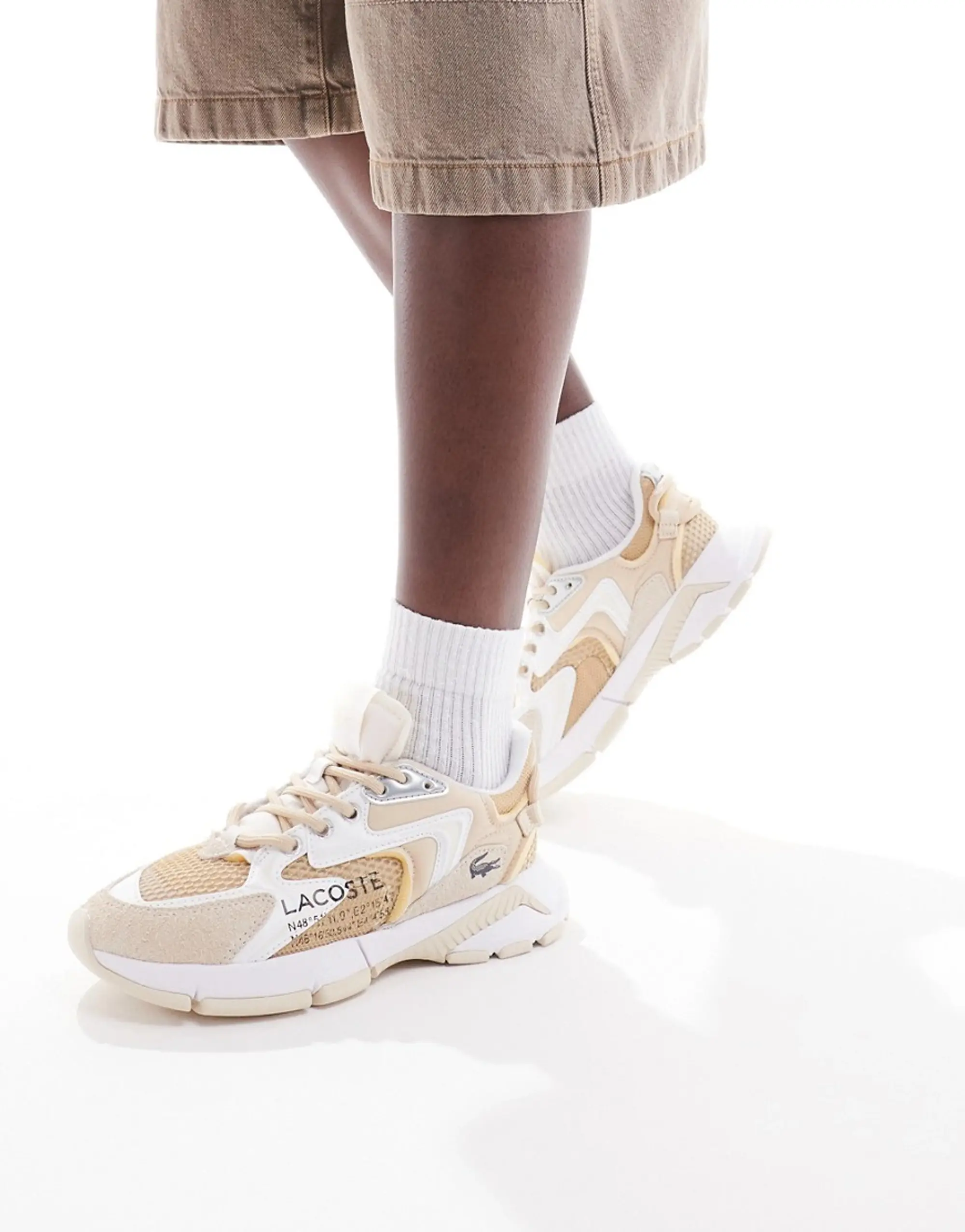 Lacoste l003 neo trainers in white & beige