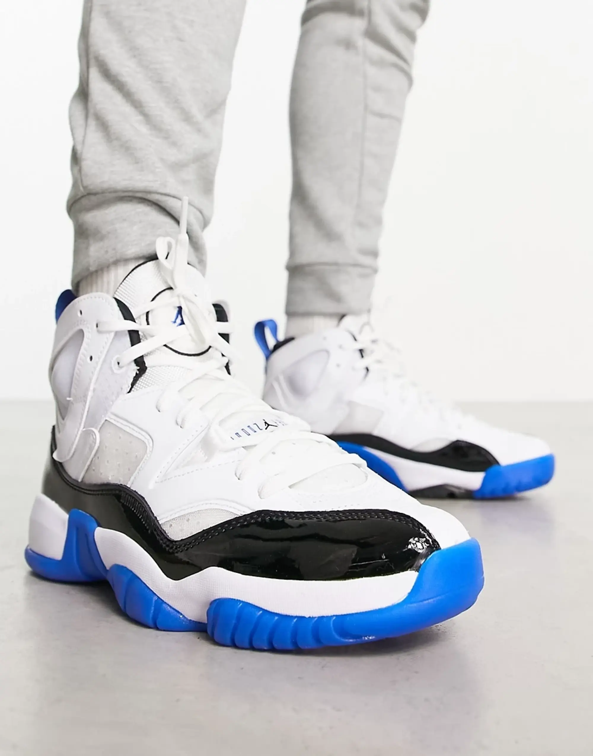 Nike Jordan Nike Air Jordan Two Trey Mens Basketball White Trainers